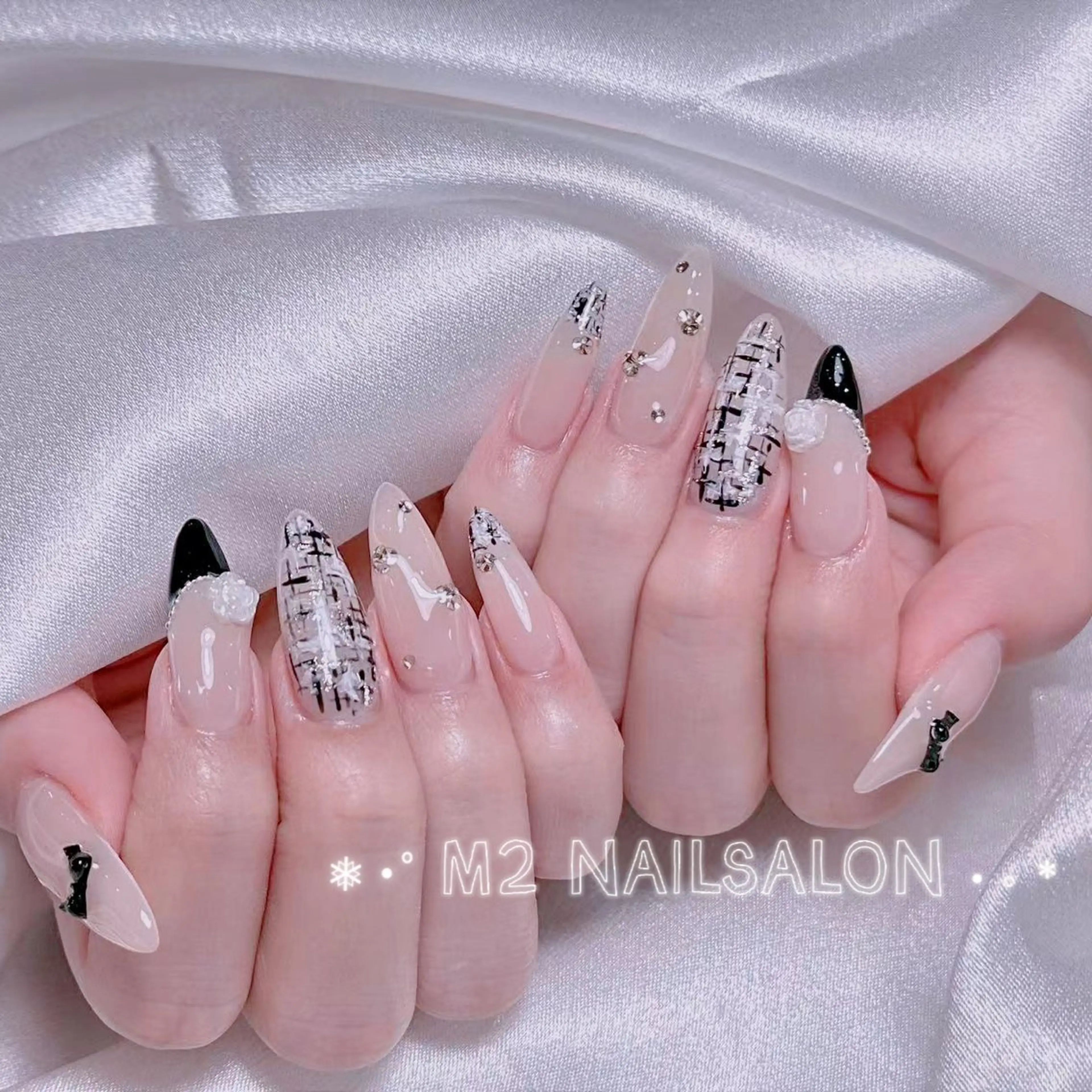 ネイル ハンドネイル 長さだし専門店 M2 rikaのネイルデザイン