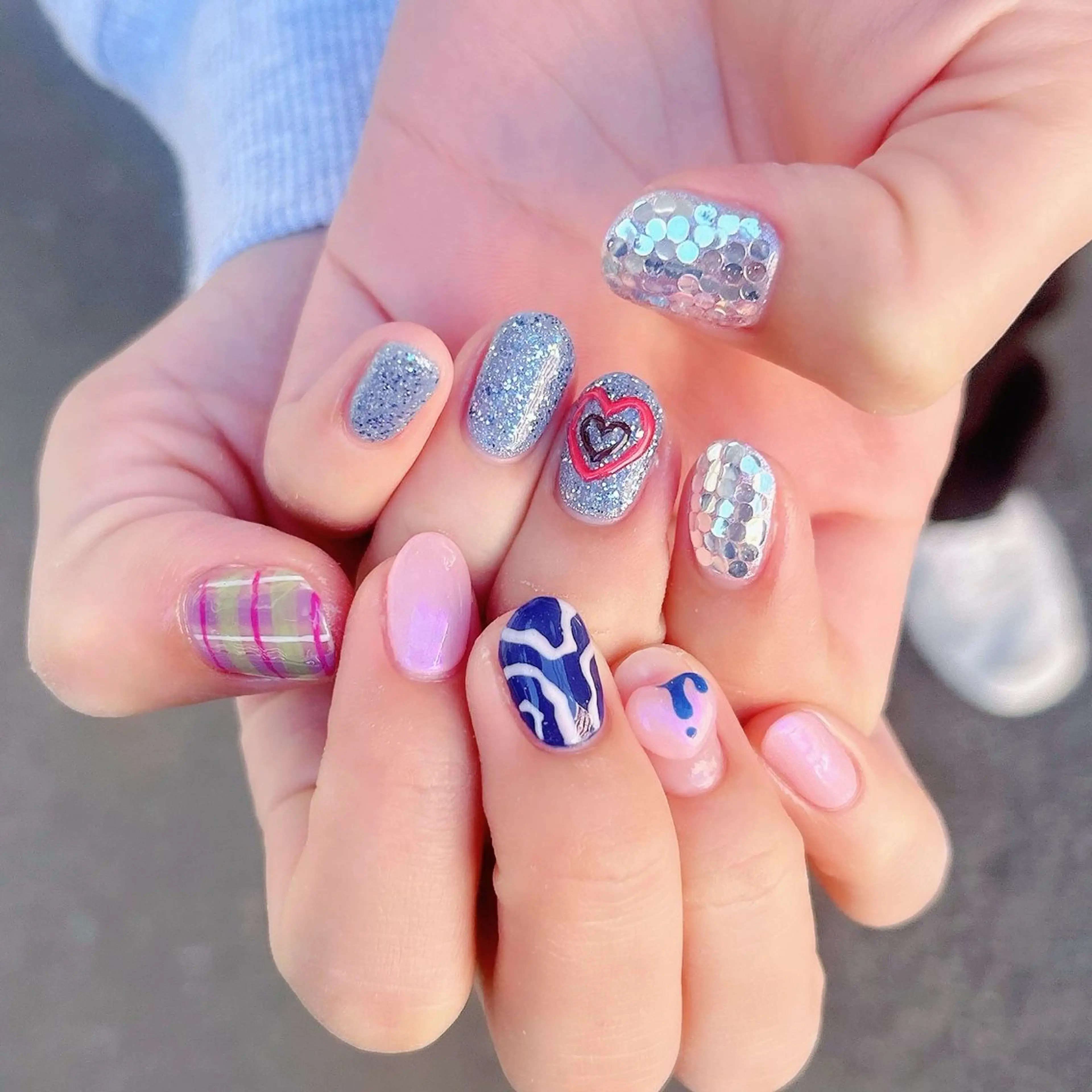 ネイル オーロラネイル ジェルネイル ハート キラキラネイル パラジェル ハンドネイル Nail Kのネイルデザイン
