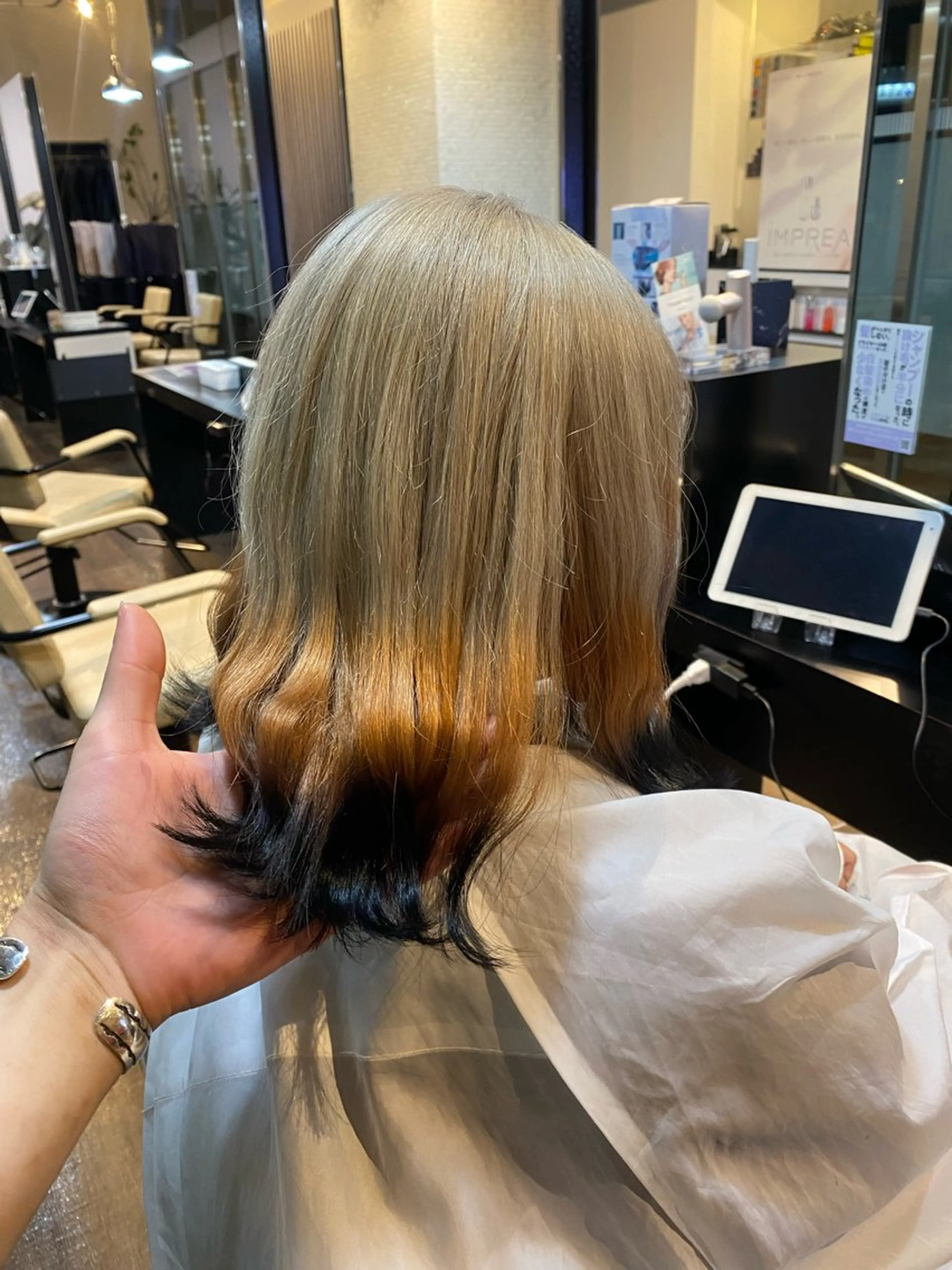 ミディアム カラー 狐カラー ヘアカラー トリートメント STYLE所属・山本 勝巳のヘアスタイル