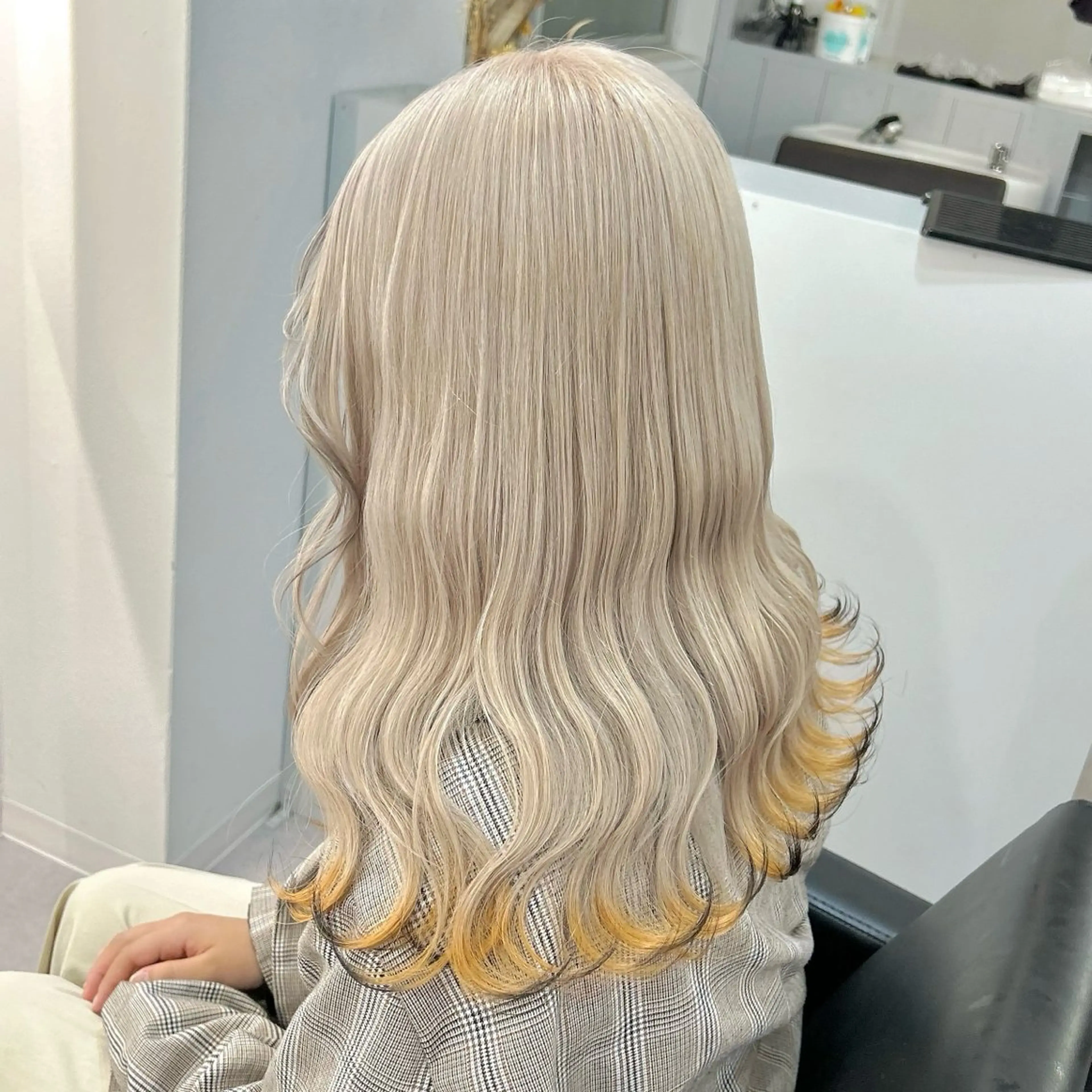 セミロング カラー 狐カラー ヘアカラー Cielro所属・エクステ ♡ 篠田 梓のヘアスタイル