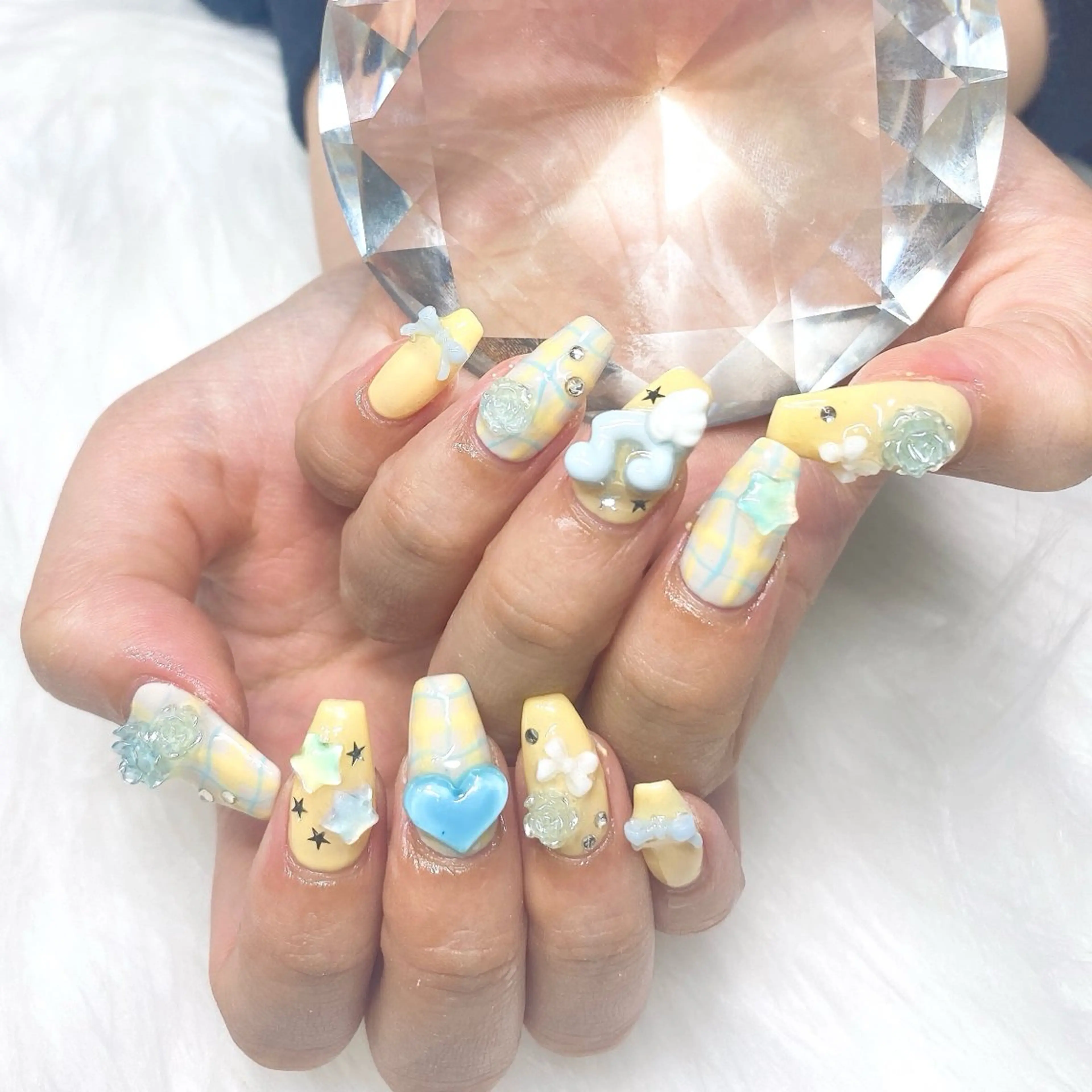 ネイル ハンドネイル ayaka ギャルネイル🎀のネイルデザイン