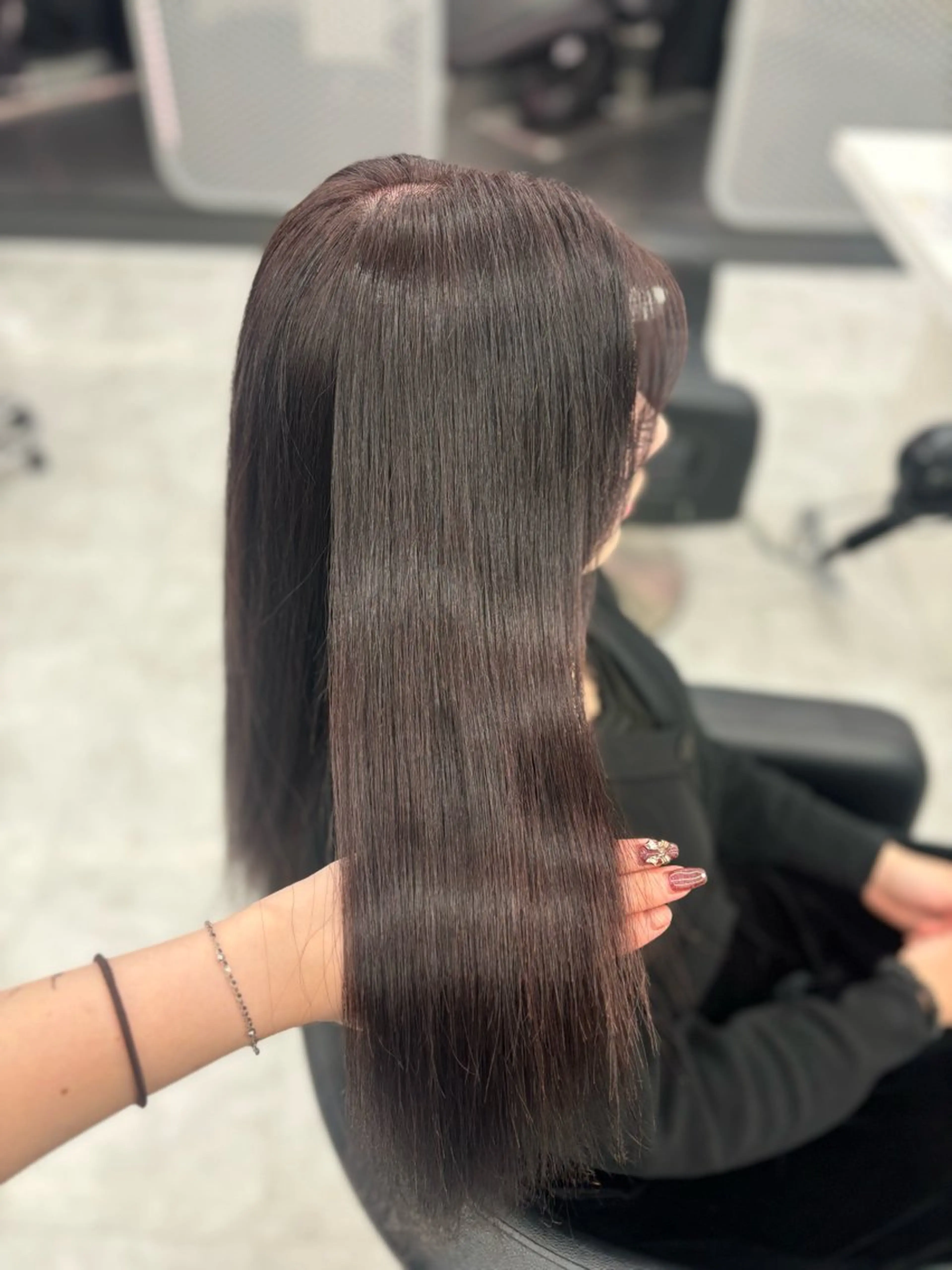 ロング カラー 🤍レイヤー/顔周り 暖色hirari🤍のヘアスタイル