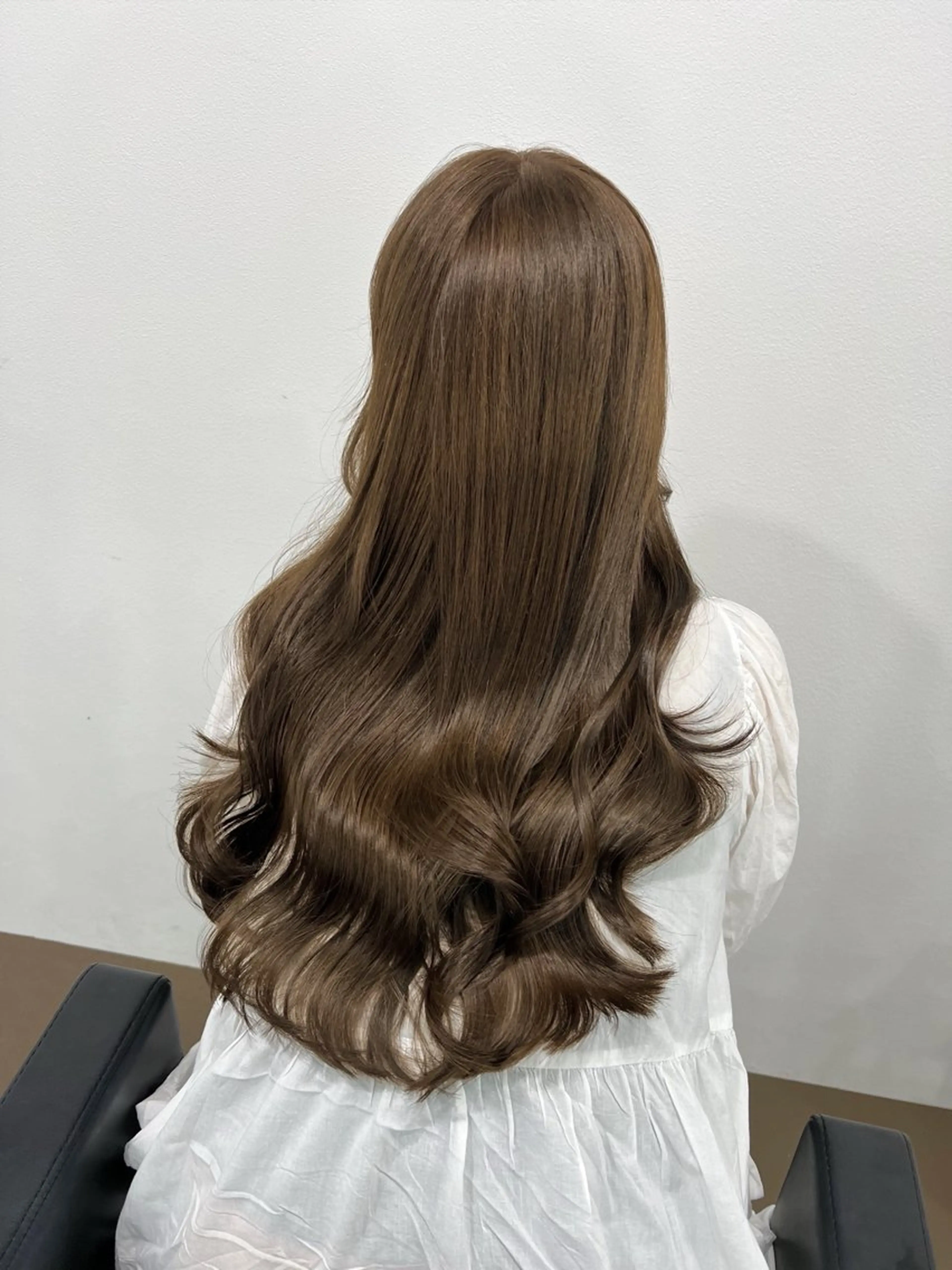 ロング ボブ くびれヘア 髪質改善 韓国風ヘア レイヤーカット 【ioe岡本】🐶 向井歩のヘアスタイル