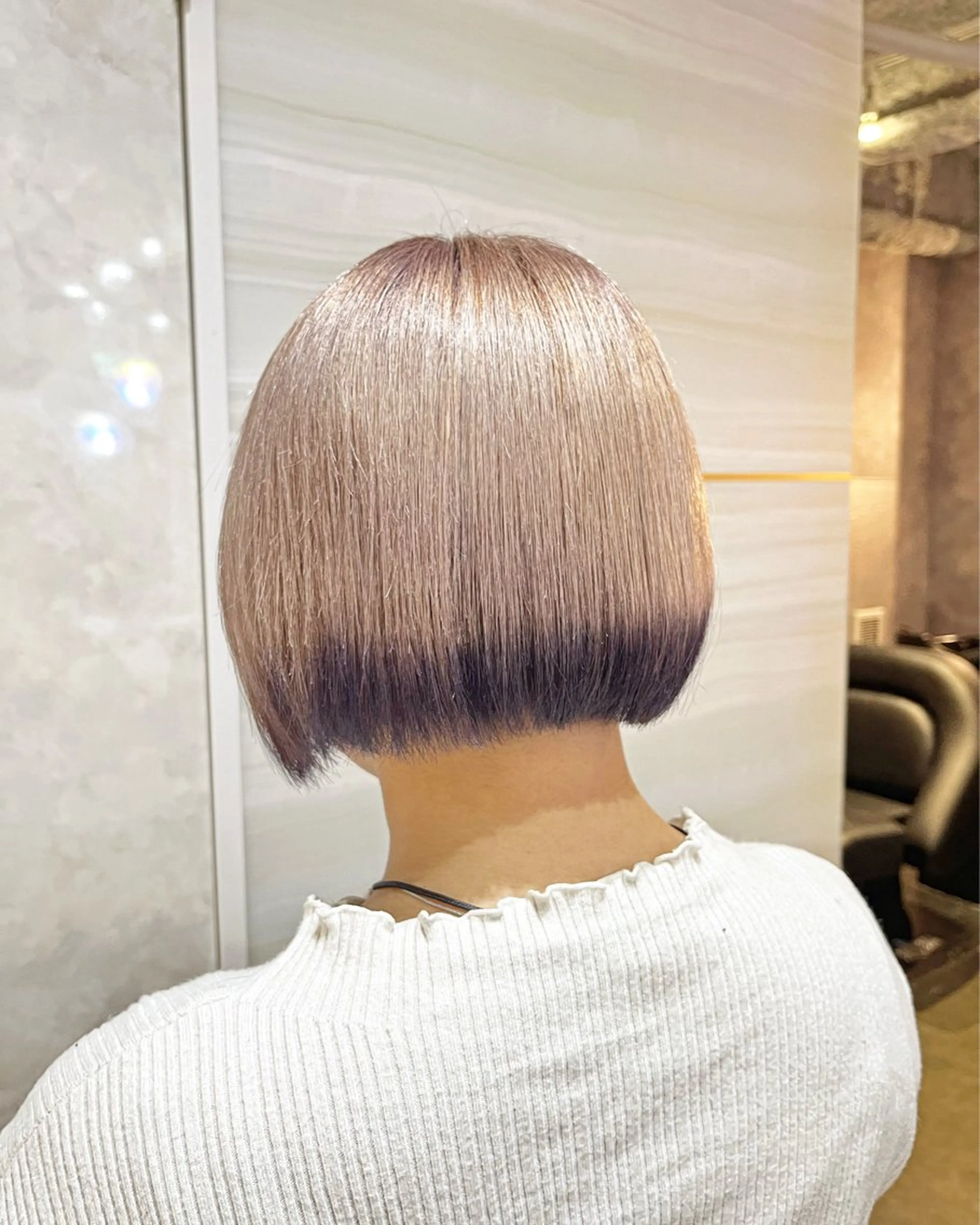 ショート カラー ブリーチ ケアブリーチ デザインカラー ハイトーンカラー トリートメント ヘアカラー 💙Ami💙 elubylovisのヘアスタイル