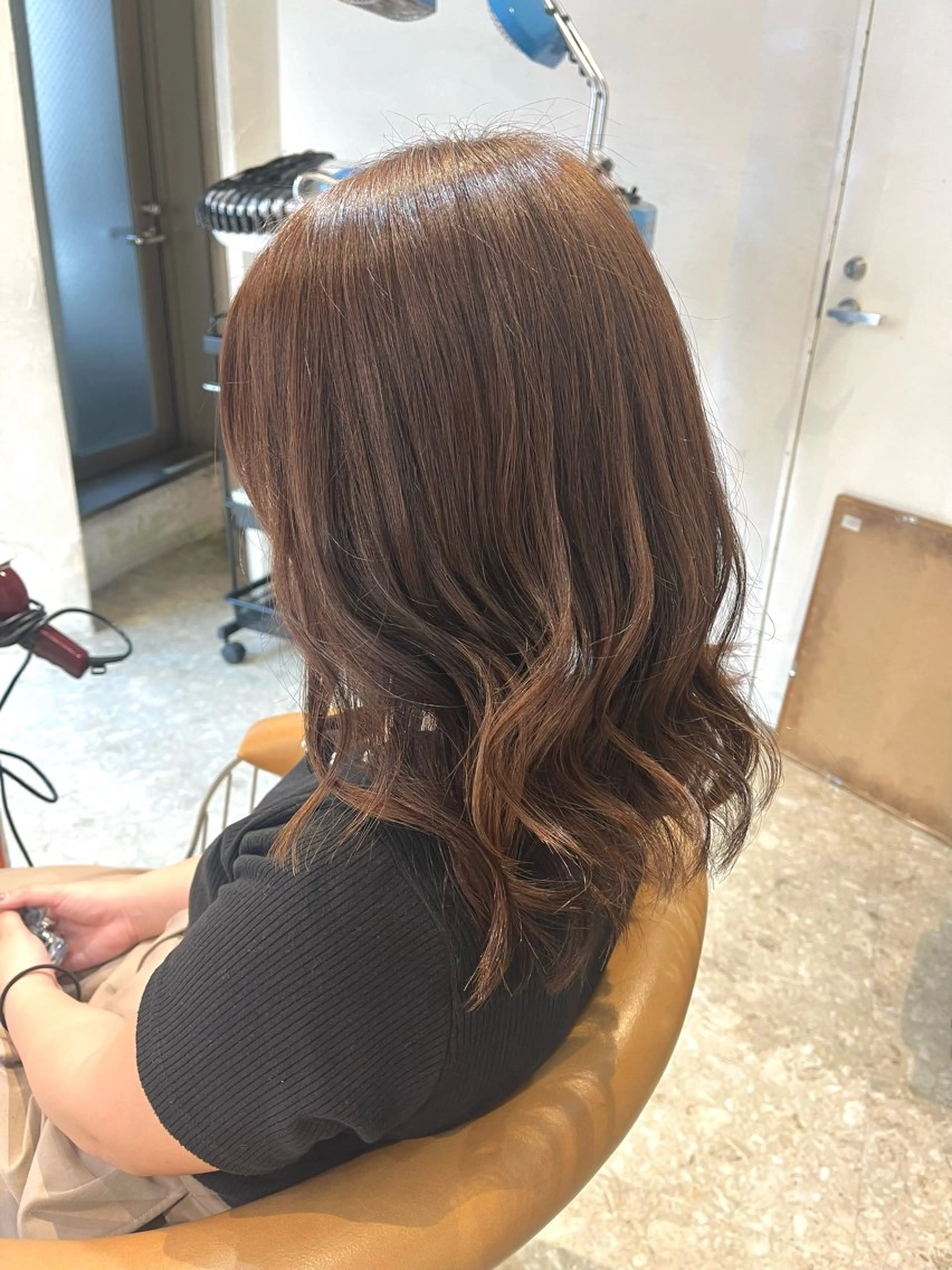 ミディアム カラー カット ヘアカラー トリートメント うしだ かおるのヘアスタイル