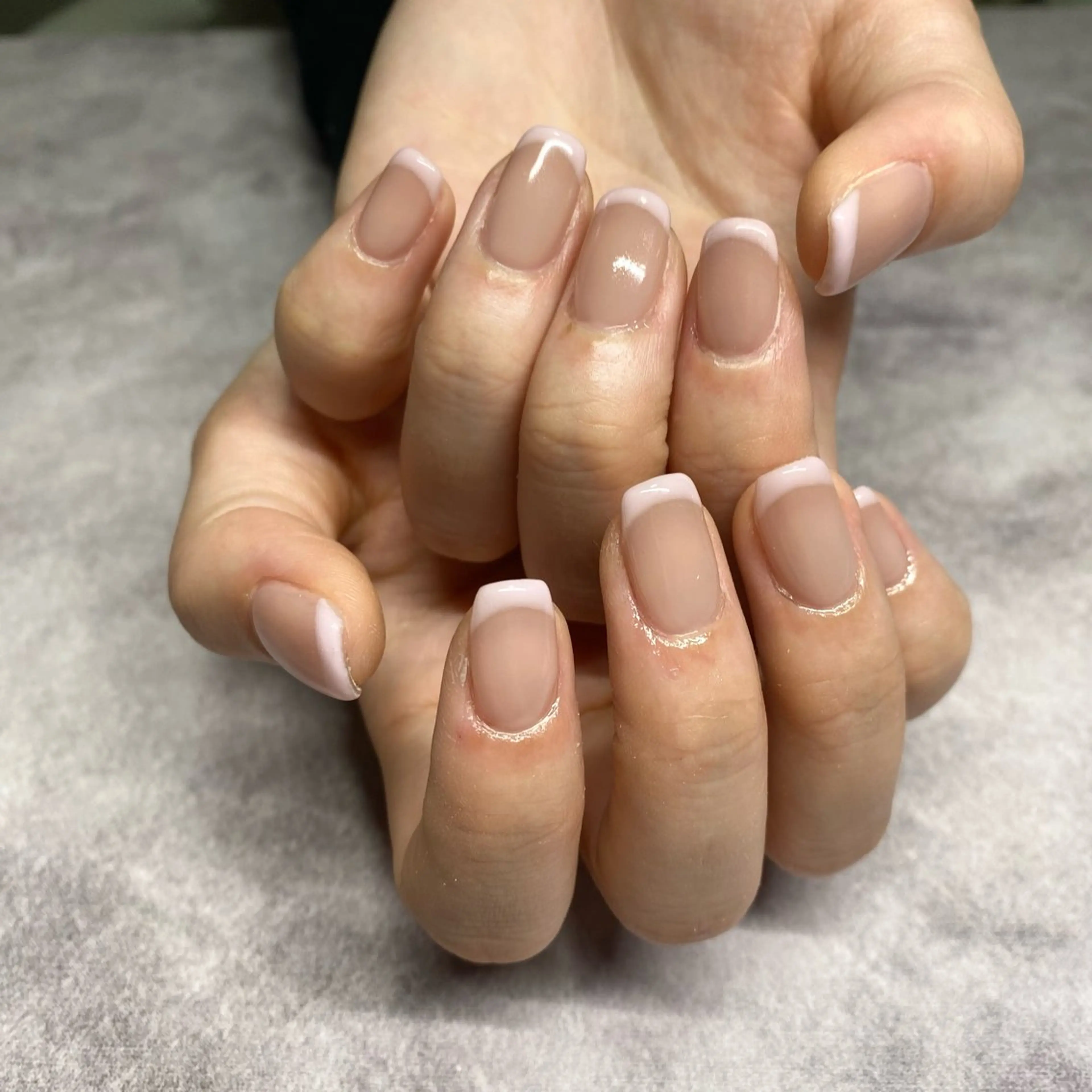 ネイル フレンチネイル シンプルネイル ハンドネイル to.所属・to nailのネイルデザイン
