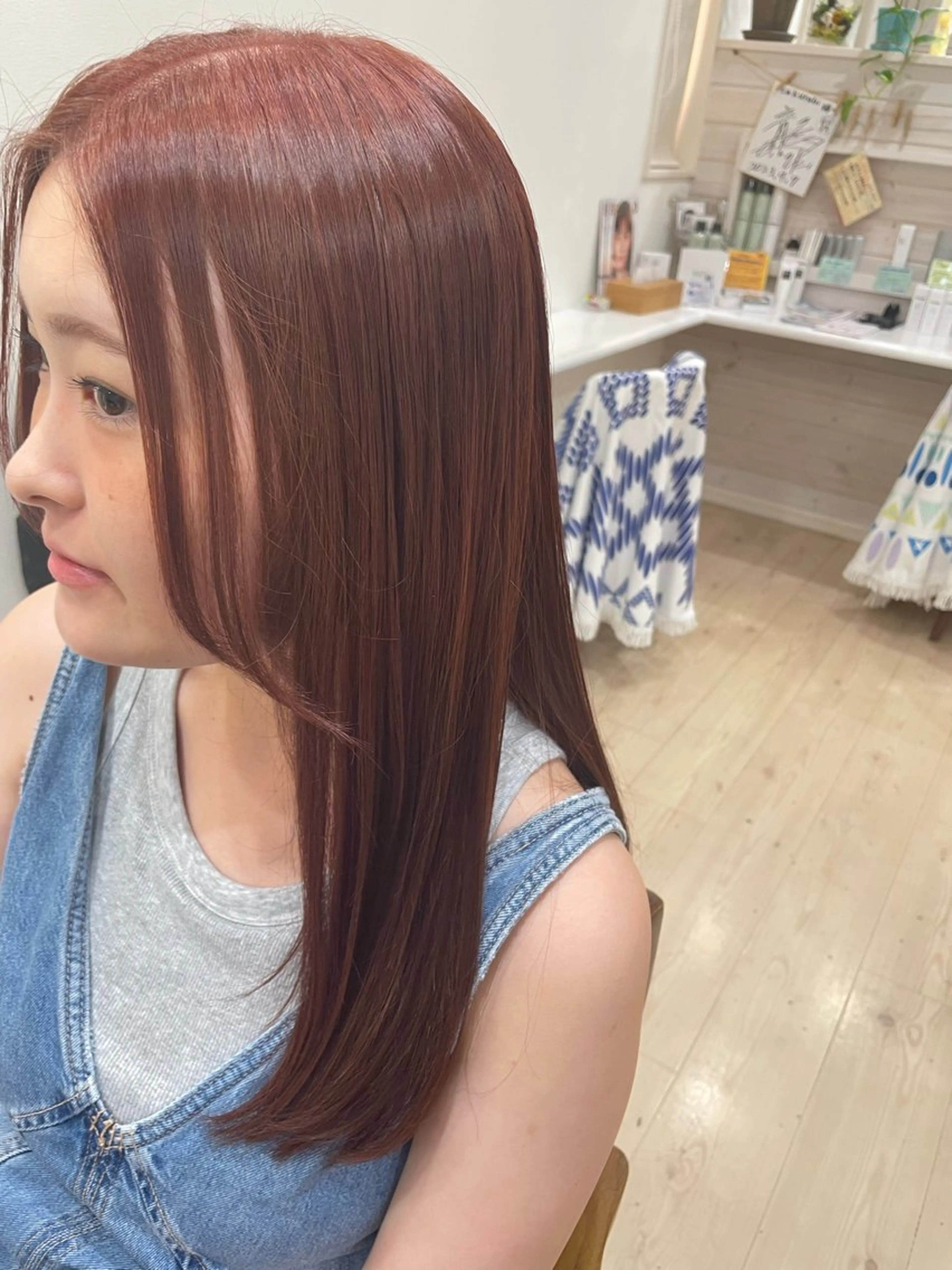 ロング カラー 原田 桜花のヘアスタイル