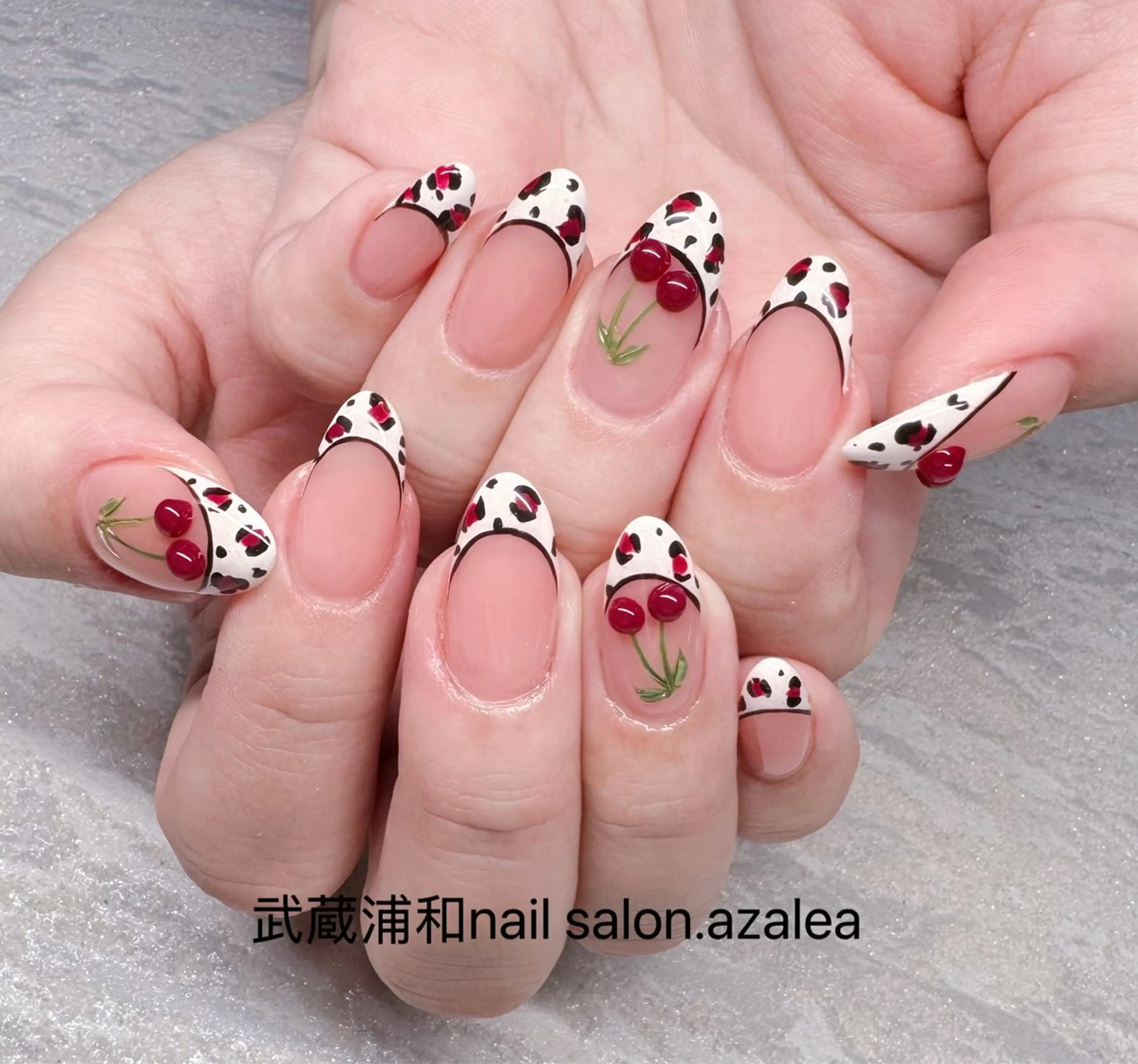 ネイル ハンドネイル R inのネイルデザイン