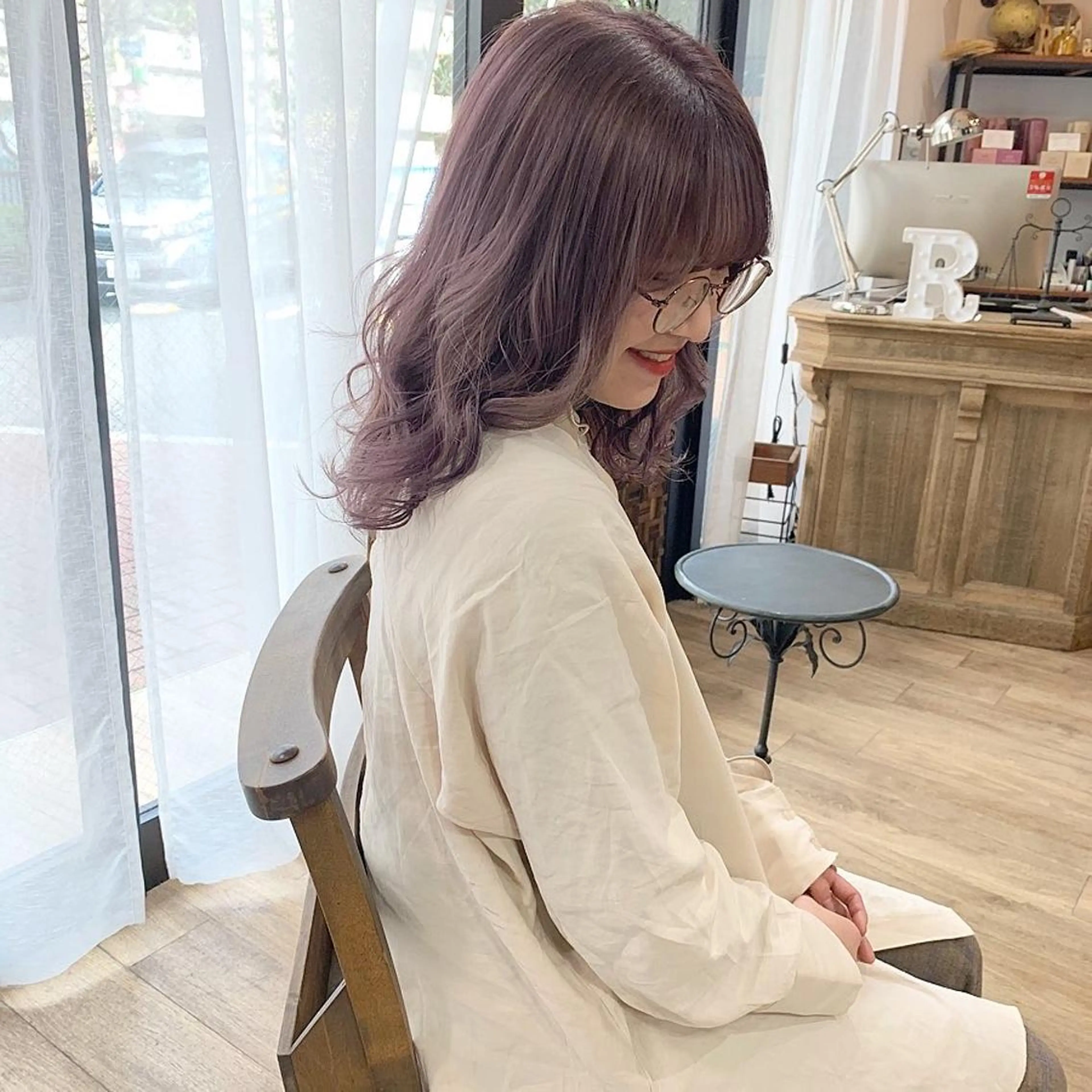 セミロング カラー ラベンダーカラー ラベンダーピンク ピンクカラー ヘアカラー トリートメント レイヤー/顔周り /AKARIのヘアスタイル