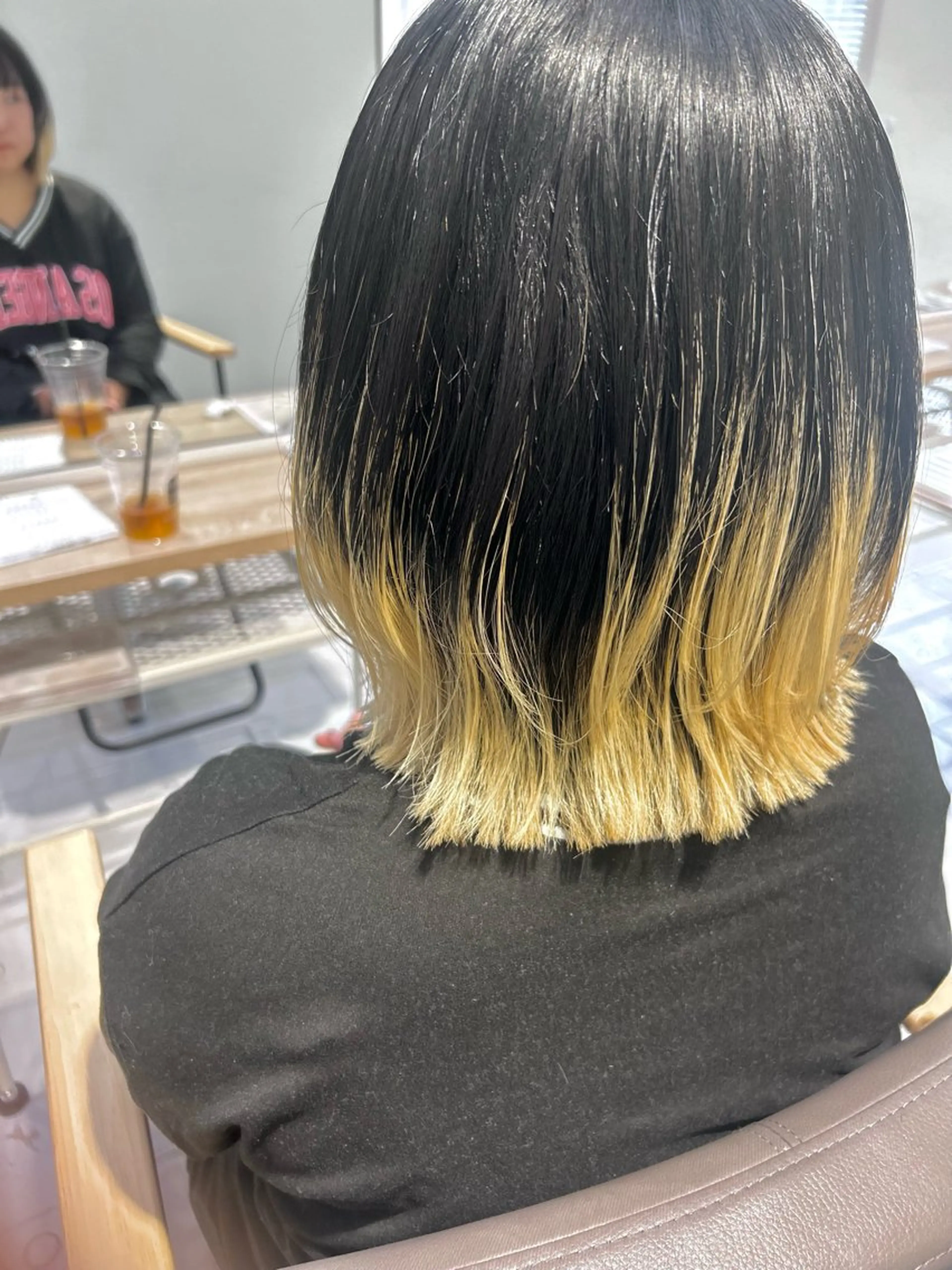 ミディアム ウルフレイヤー🐺 ヒナ🩶のヘアスタイル