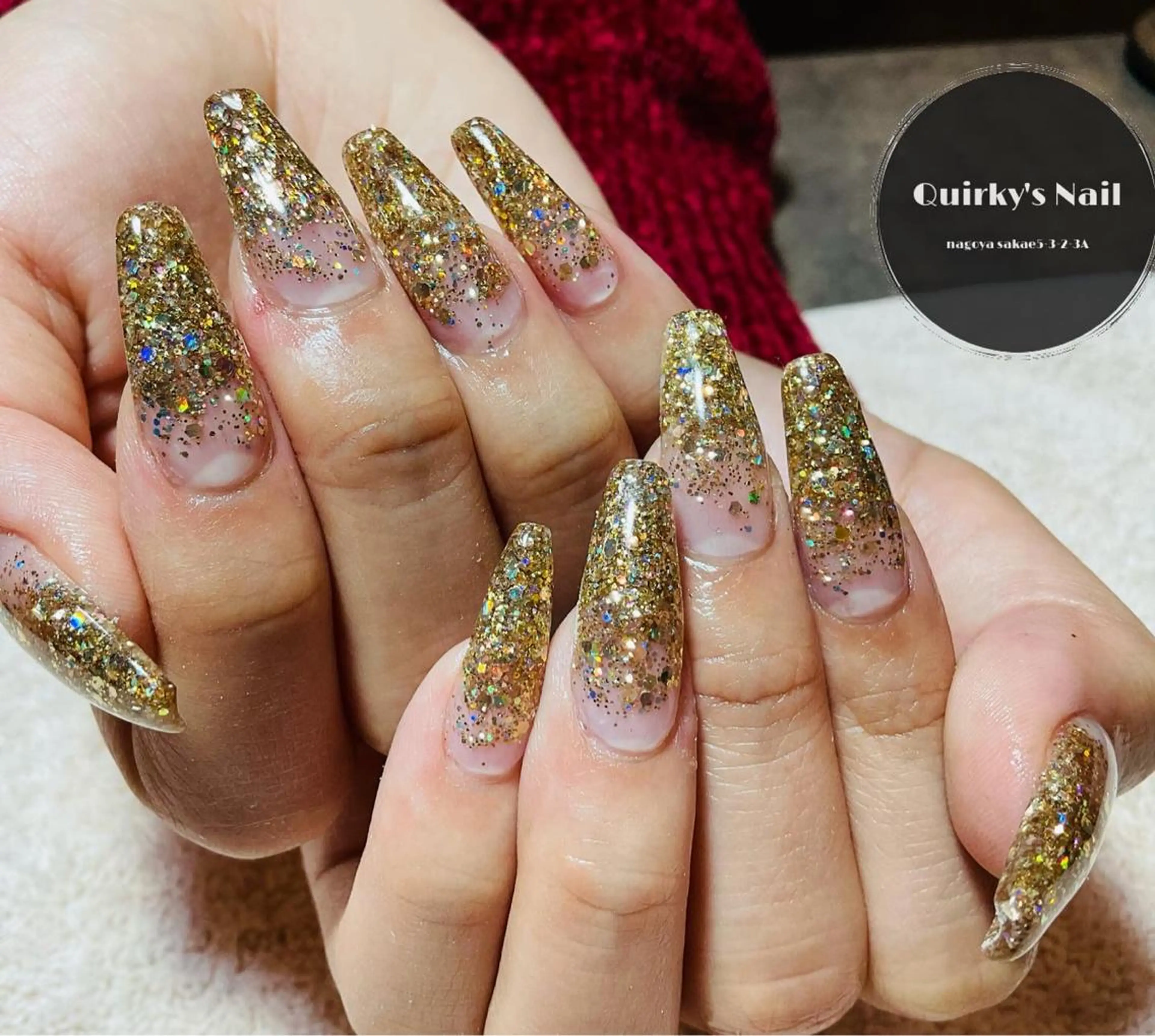 ネイル アートネイル ジェルネイル ゴールド グラデーション ラメ(グリッター) Quirky's Nail【栄店】のネイルデザイン