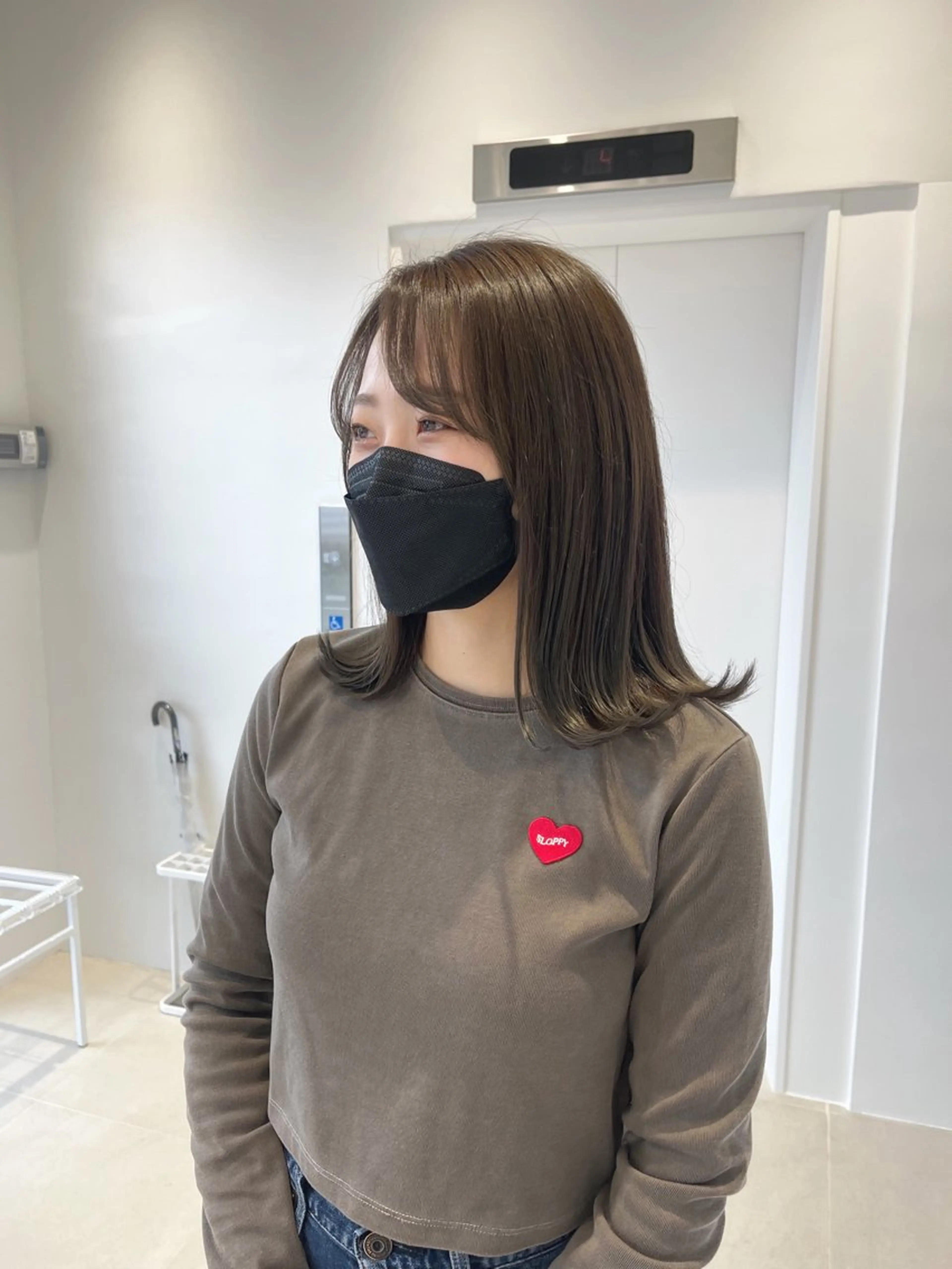 ミディアム カラー ベージュカラー ヘアカラー SALOWIN京都河原町suite店所属・うる艶カラー／ 髪質改善／arisaのヘアスタイル