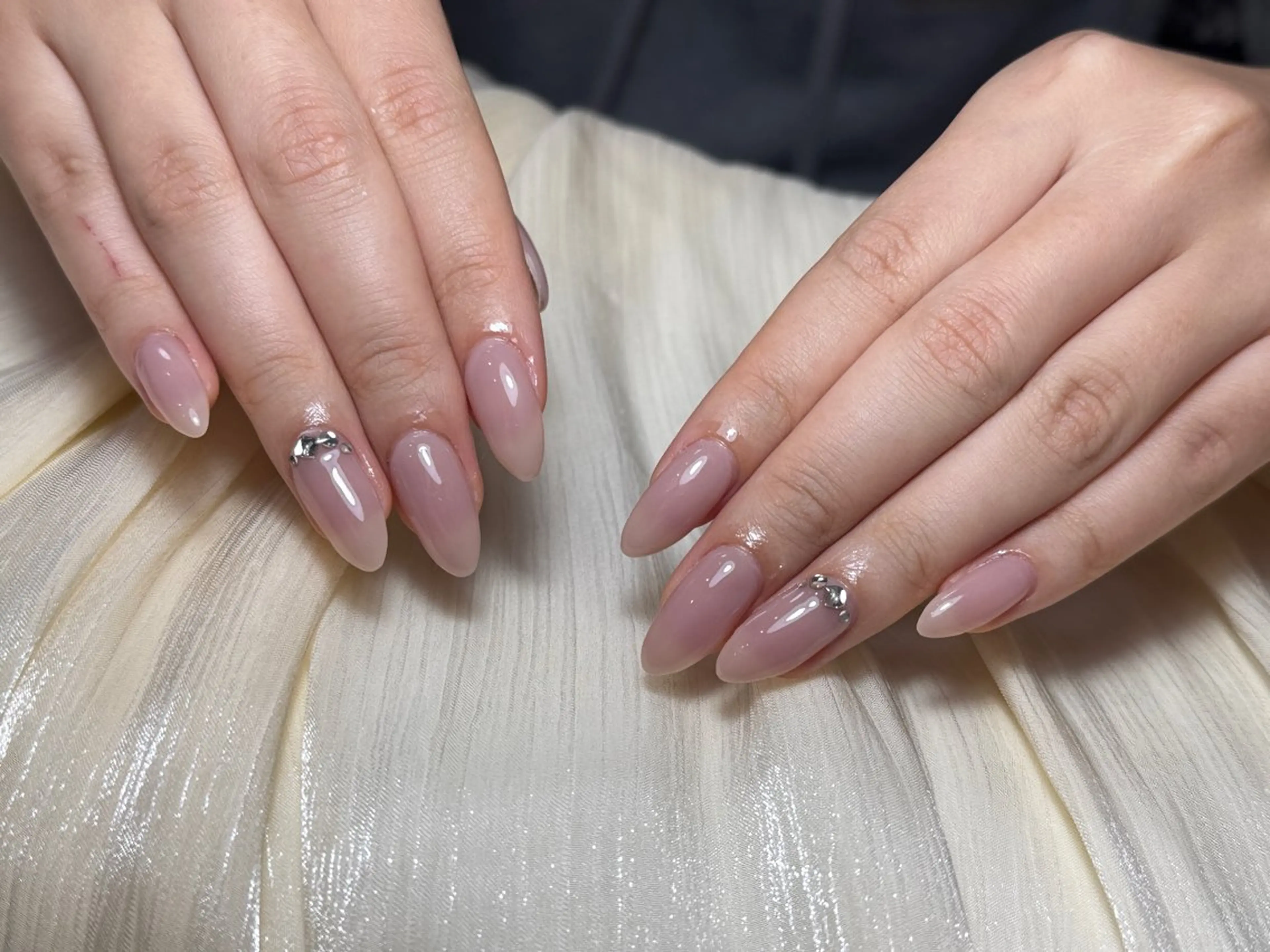 ネイル ハンドネイル ハンドケア DEMAIN- ERIのネイルデザイン