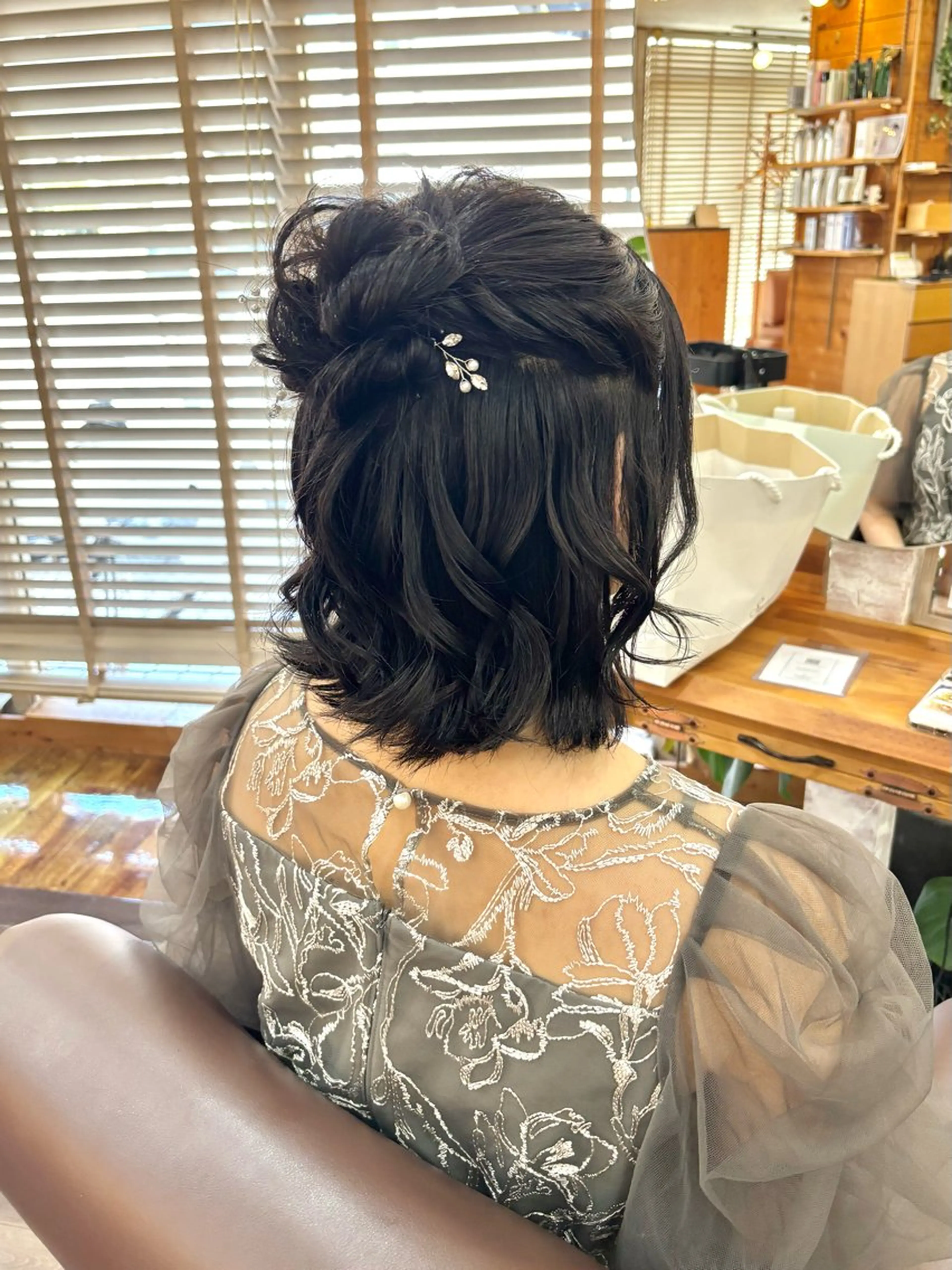 ミディアム ヘアアレンジ ハーフアップ お団子ヘア ボブ ヘアセット bright所属・miku ヘアセット/着付けのヘアスタイル