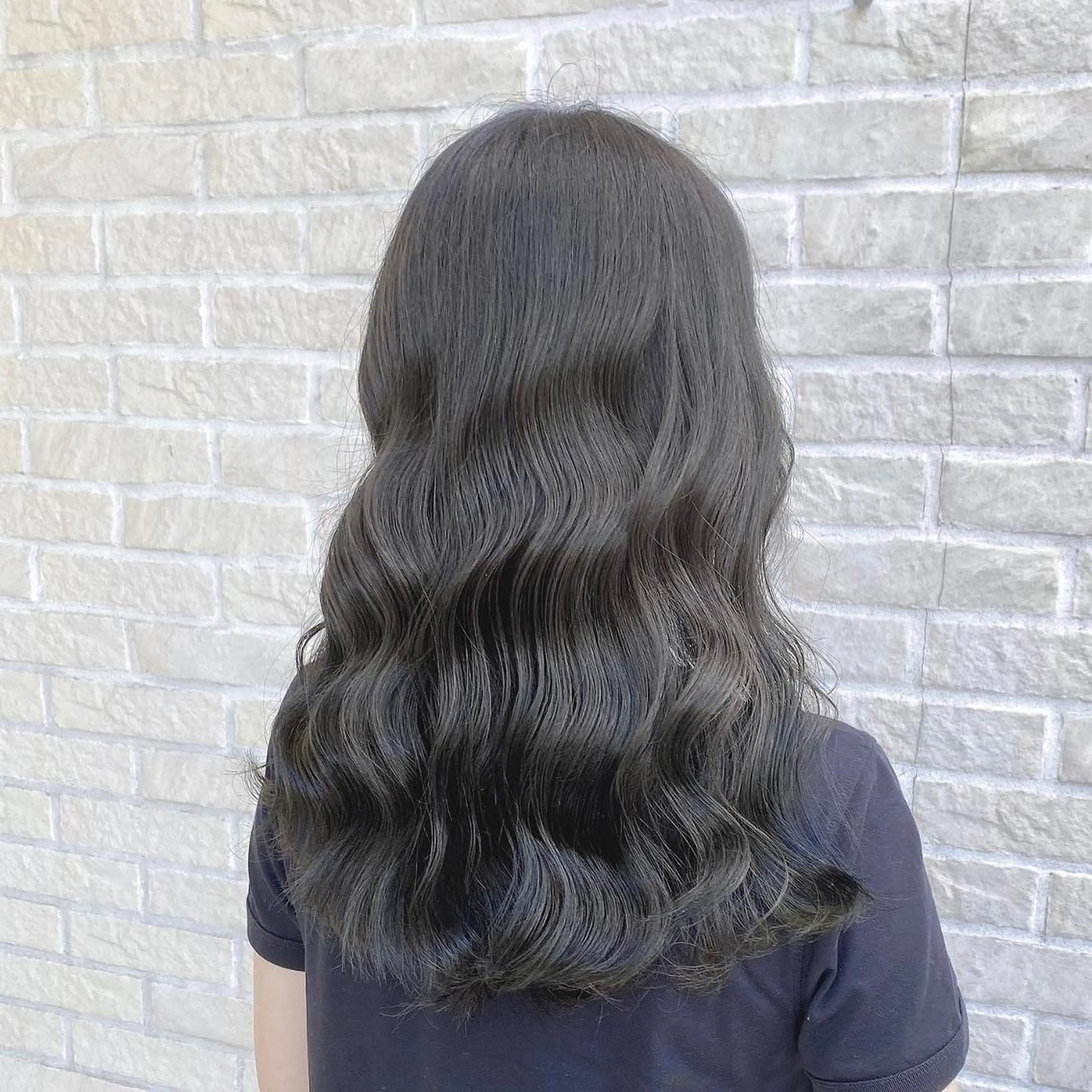 カラー ベージュカラー ブリーチ ブラウンカラー グレージュ ブリーチなしカラー ミルクティーレイヤー 大澤竜馬のヘアスタイル