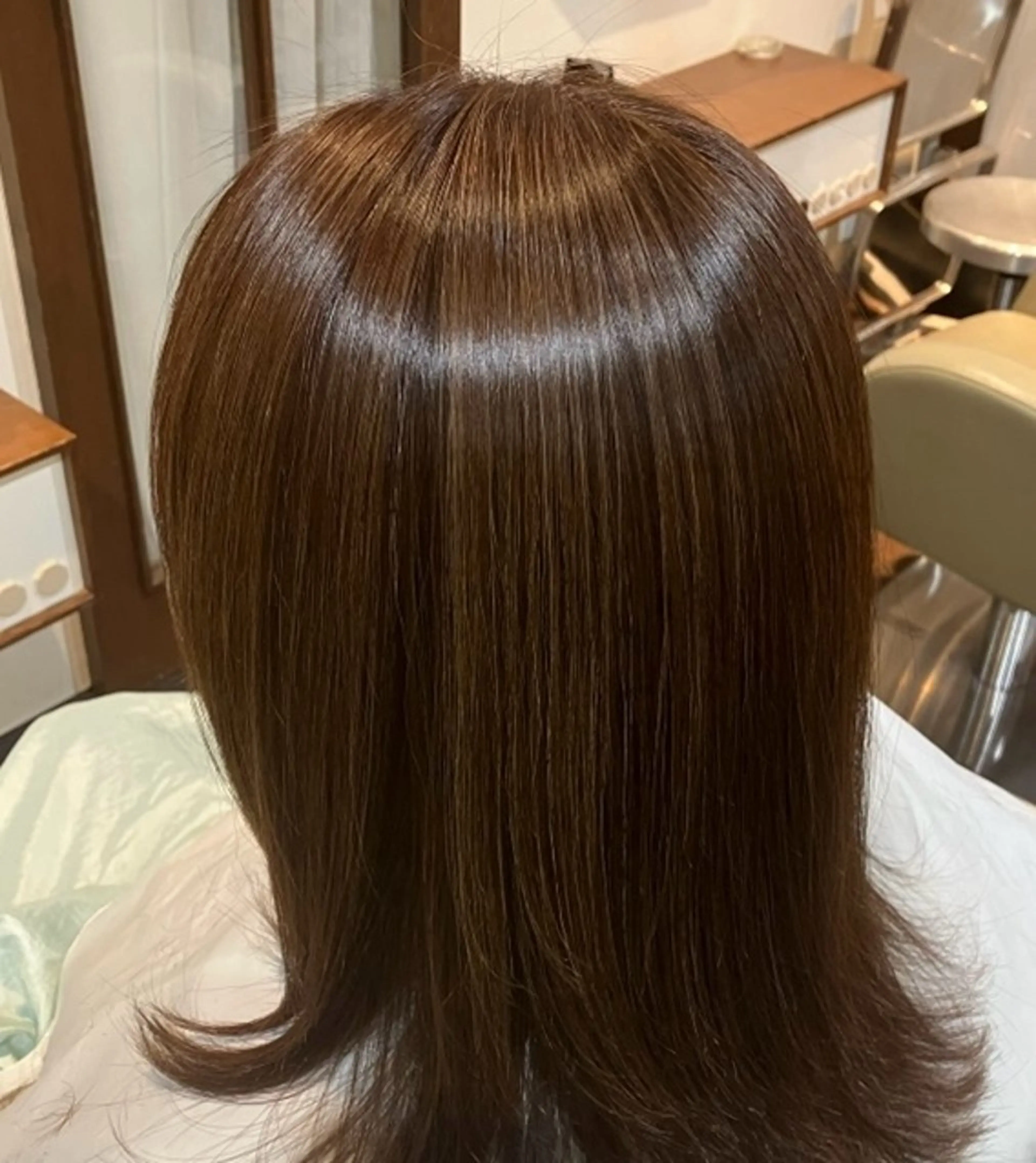 セミロング 髪質改善 pulirのヘアスタイル