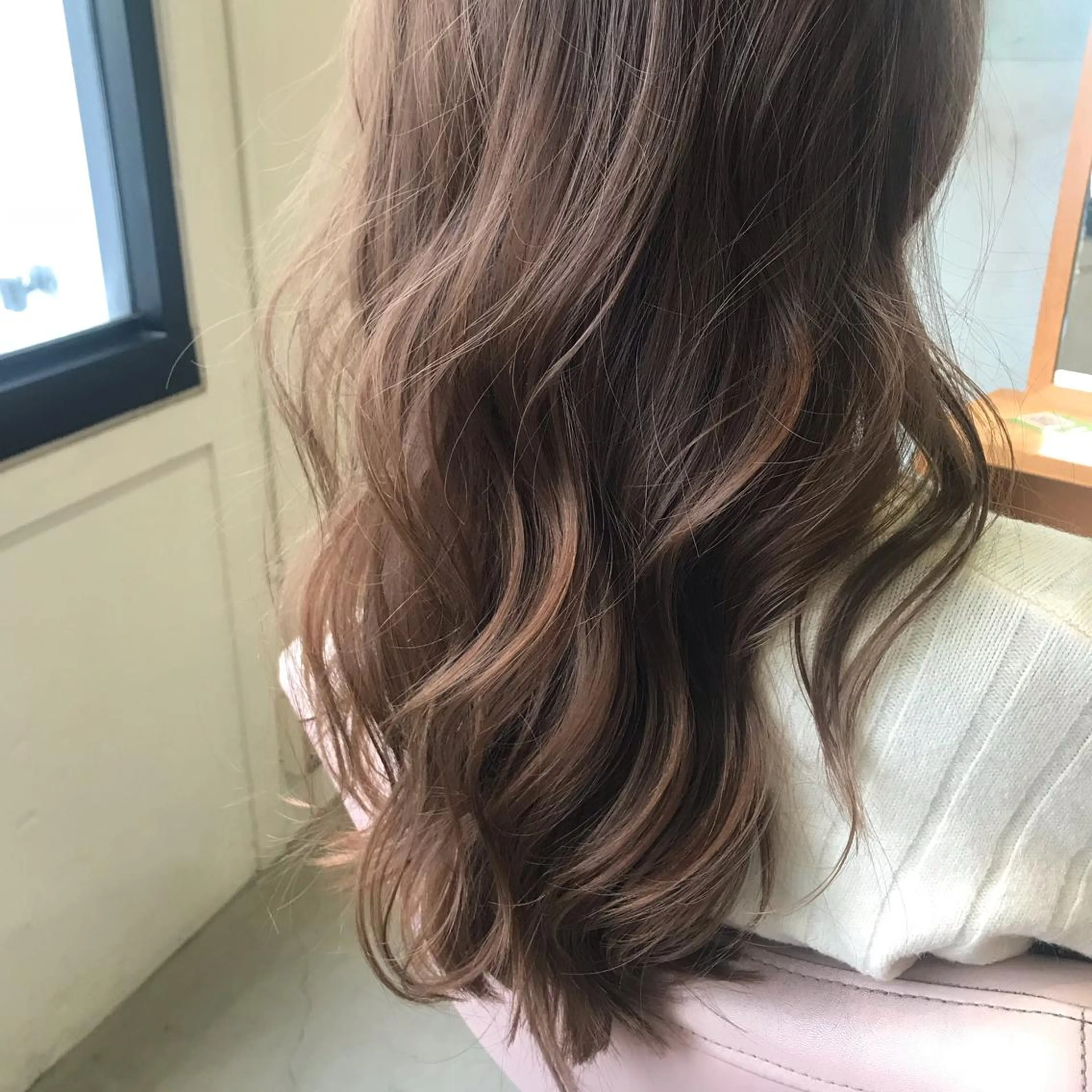 ロング カラー 中村 瑞希のヘアスタイル