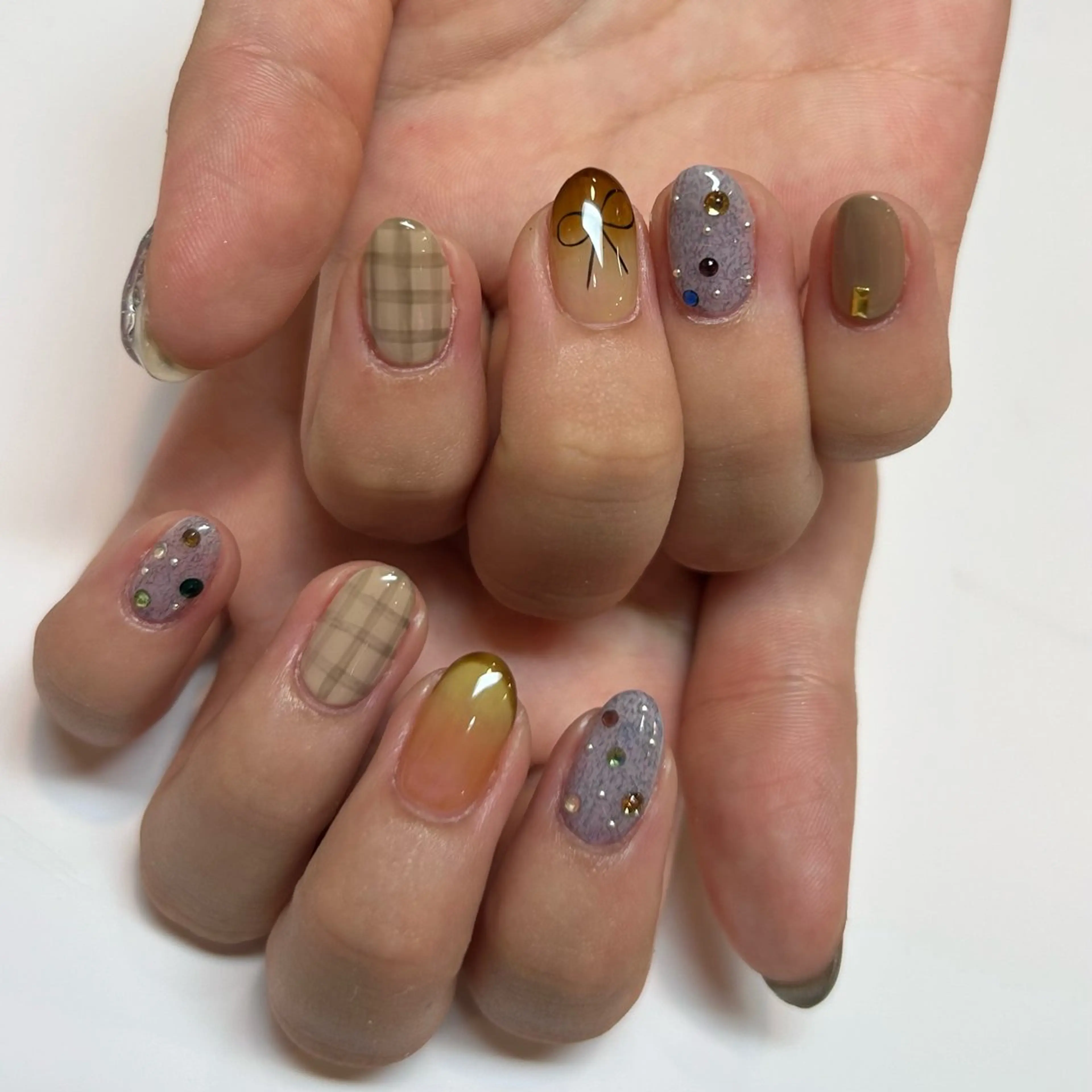 ネイル 持ち込み chouette所属・chouette はるのネイルデザイン