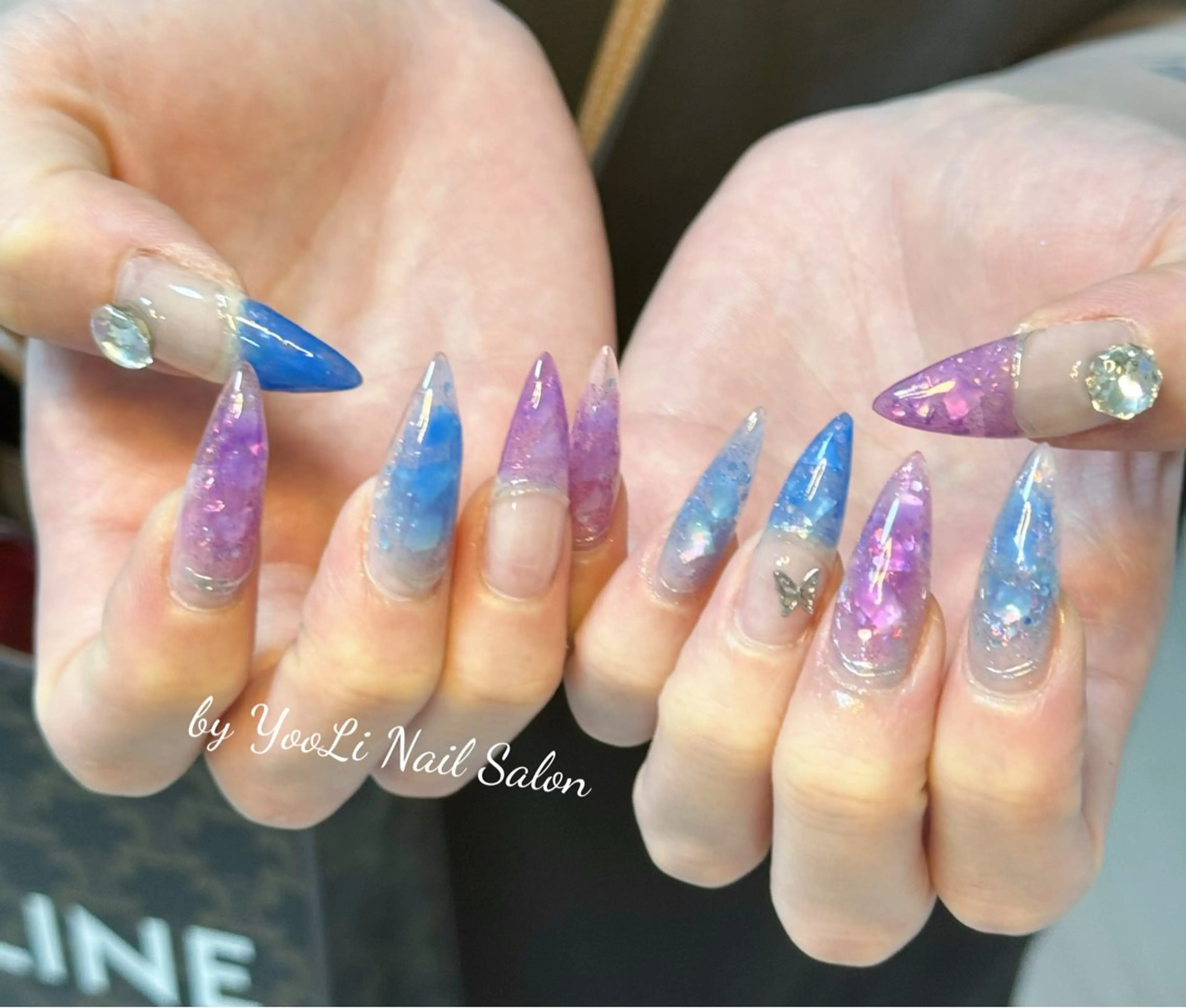 ネイル アートネイル オーロラネイル チークネイル フレンチネイル ガラスフレンチ ハンドネイル 🎀🎀YooLi Nail Salonのネイルデザイン