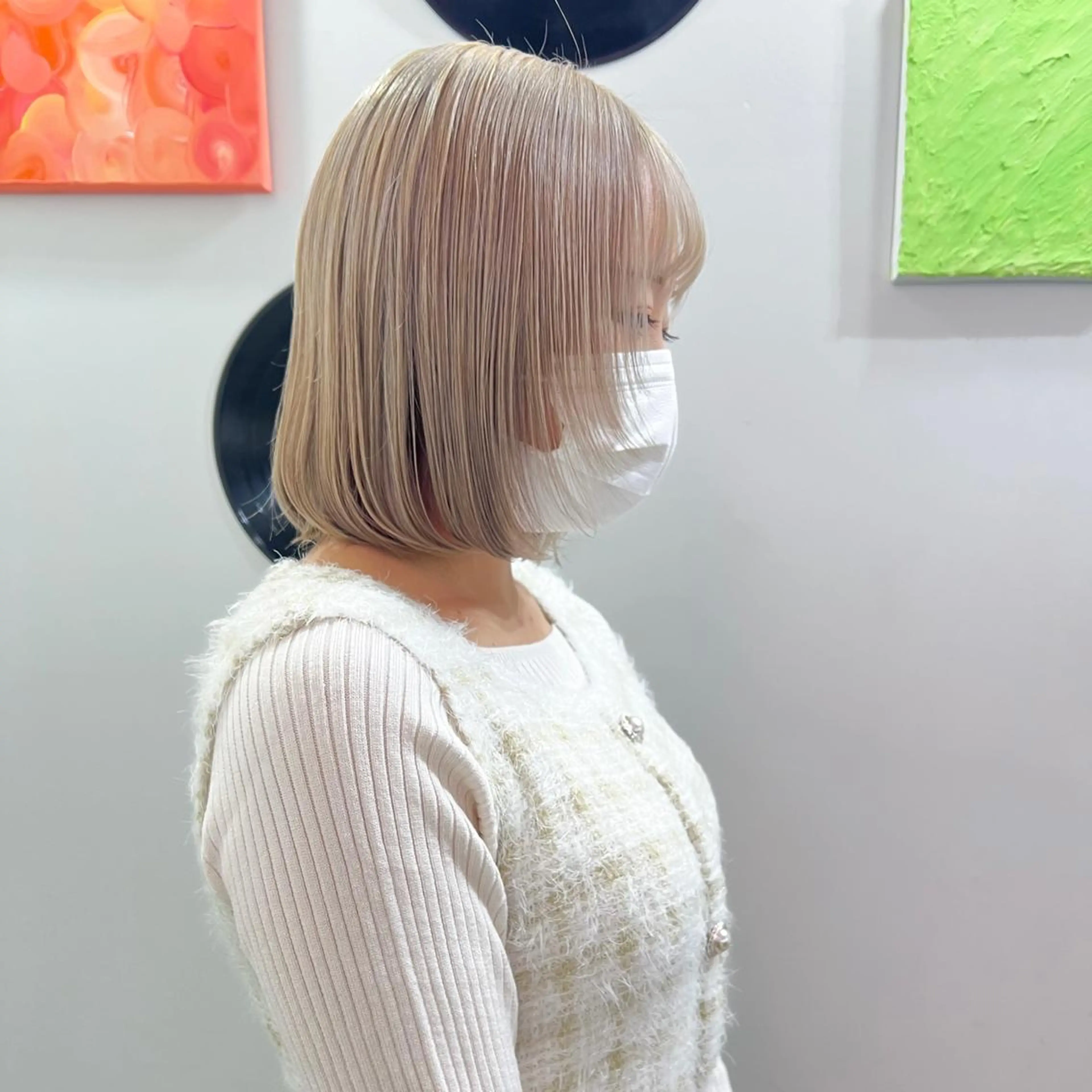 ショート カラー ヘアアレンジ カット ヘアカラー 🧨ブリーチー×ボブ レイヤー💎じゅえるのヘアスタイル