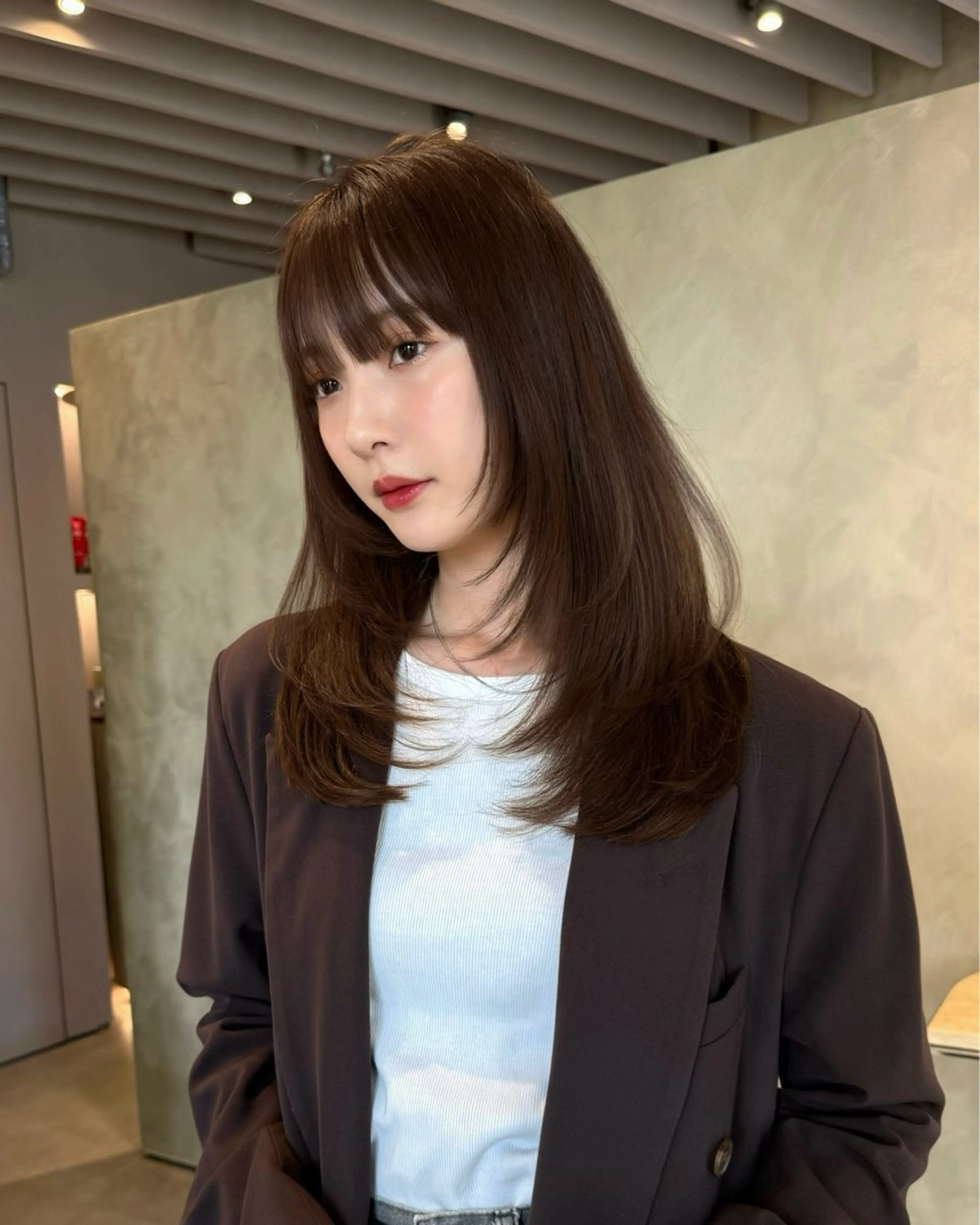 セミロング レイヤーカット LEANE THE TOKYO所属・外苑前/毛流れ レイヤー🍃荒谷進介のヘアスタイル