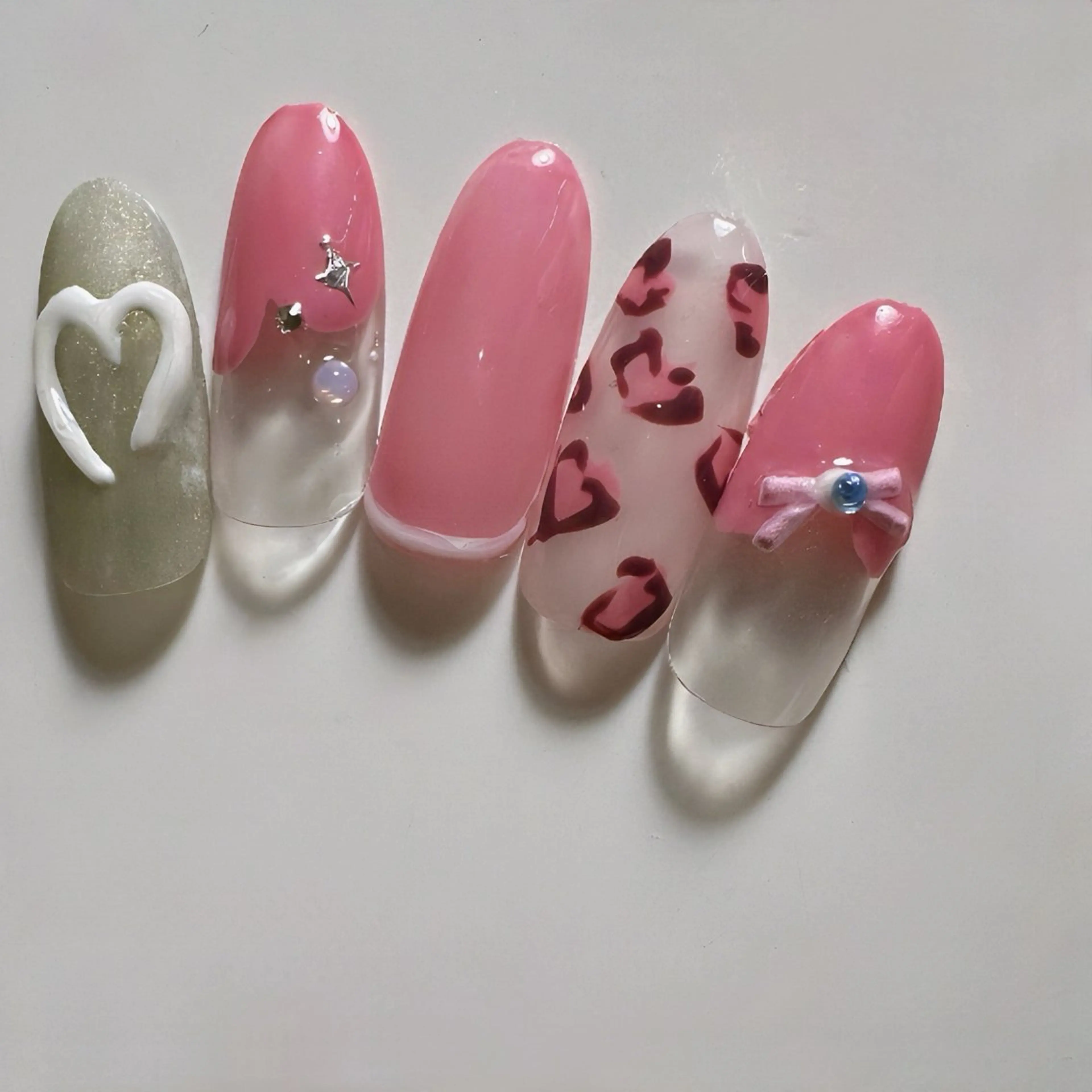 ネイル フレンチネイル ハート private nailsalonのネイルデザイン
