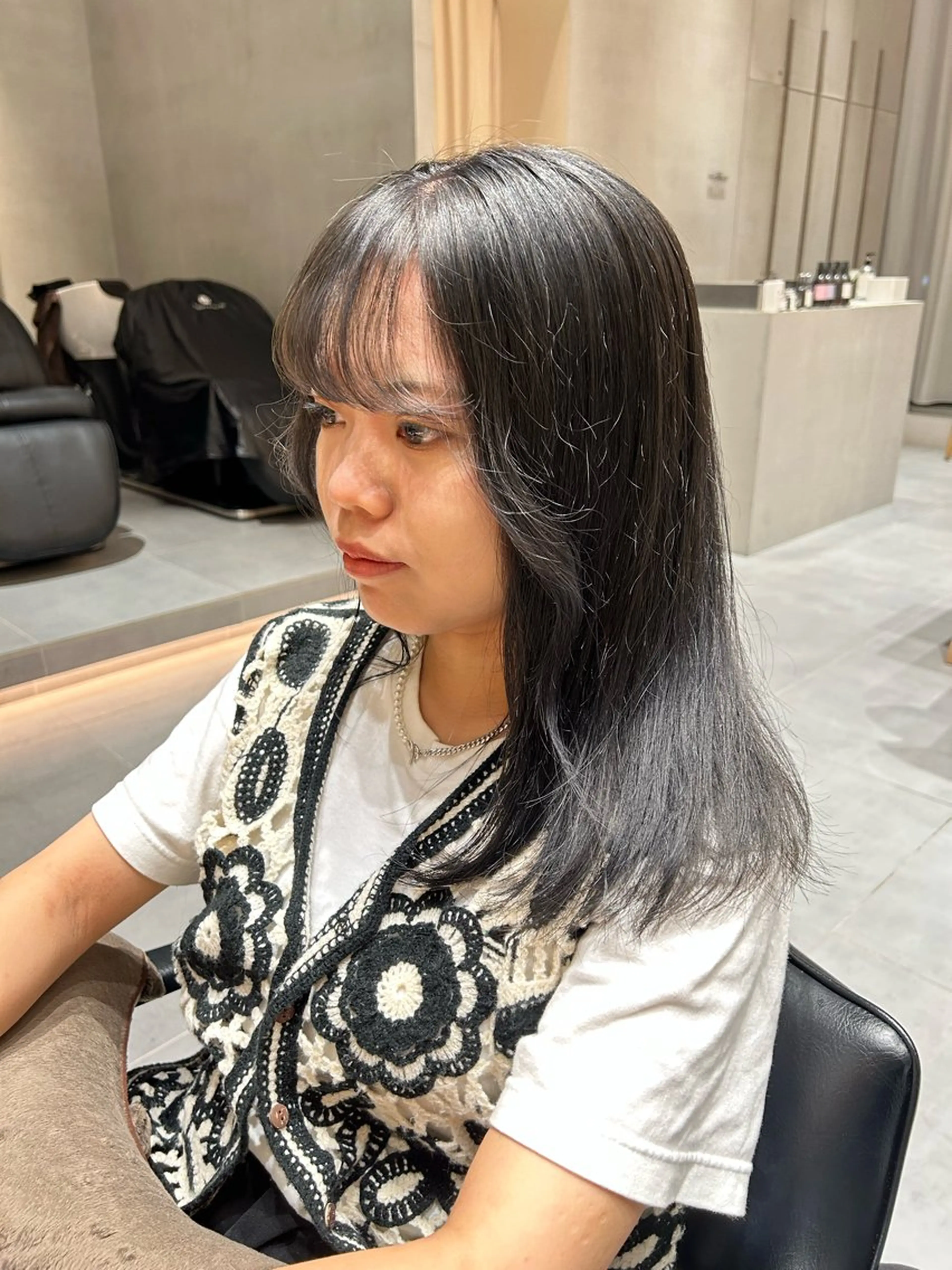 セミロング カラー ブリーチ ケアブリーチ 透明感カラー グレージュ ヘアカラー トリートメント ヘアセット ショートカット/ ハイトーン🪼風香のヘアスタイル