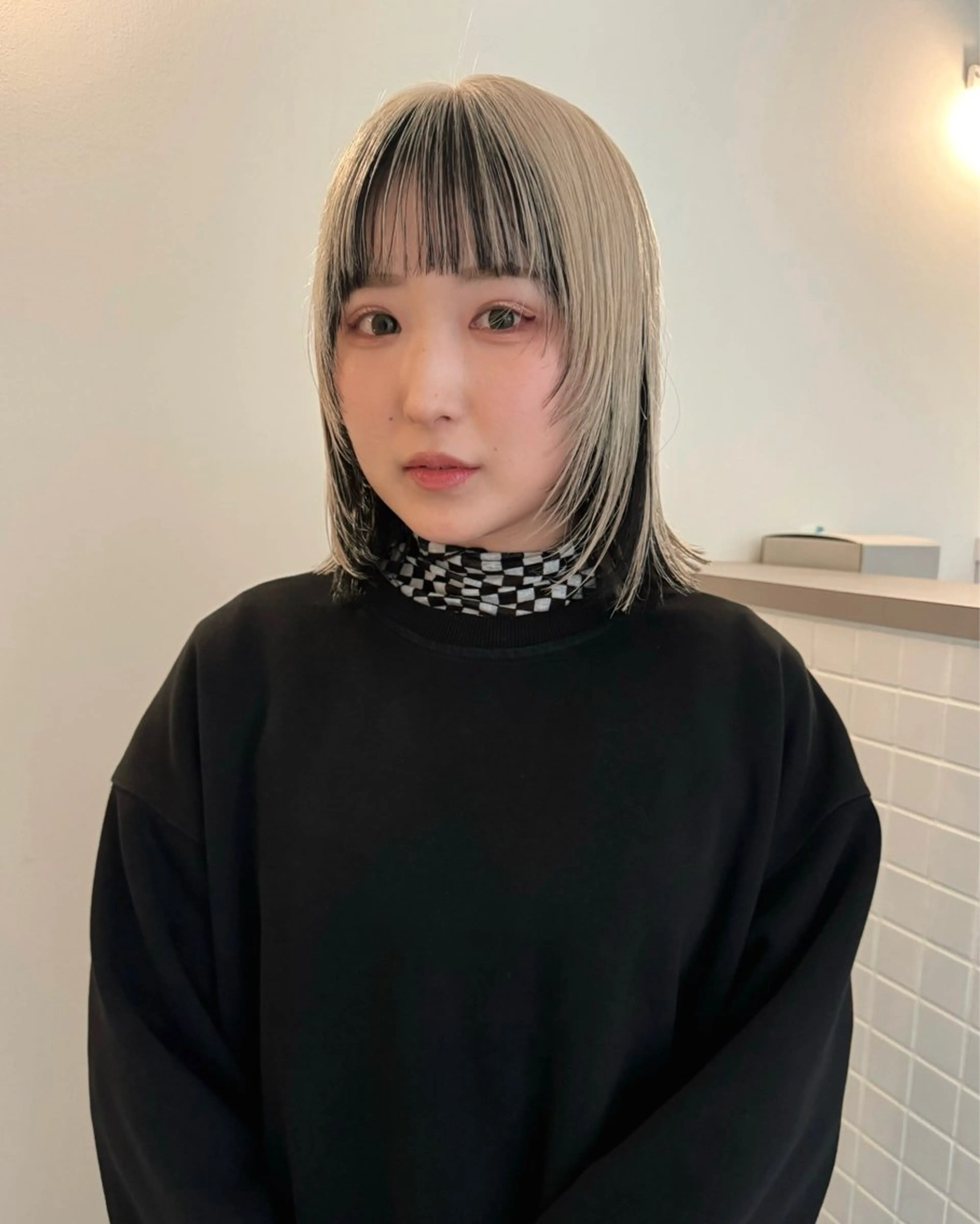 ショート カラー 黒髪 ブリーチ ブロンド カット ヘアカラー トリートメント ブリーチ/似合わせ Kaito🦕/栄のヘアスタイル