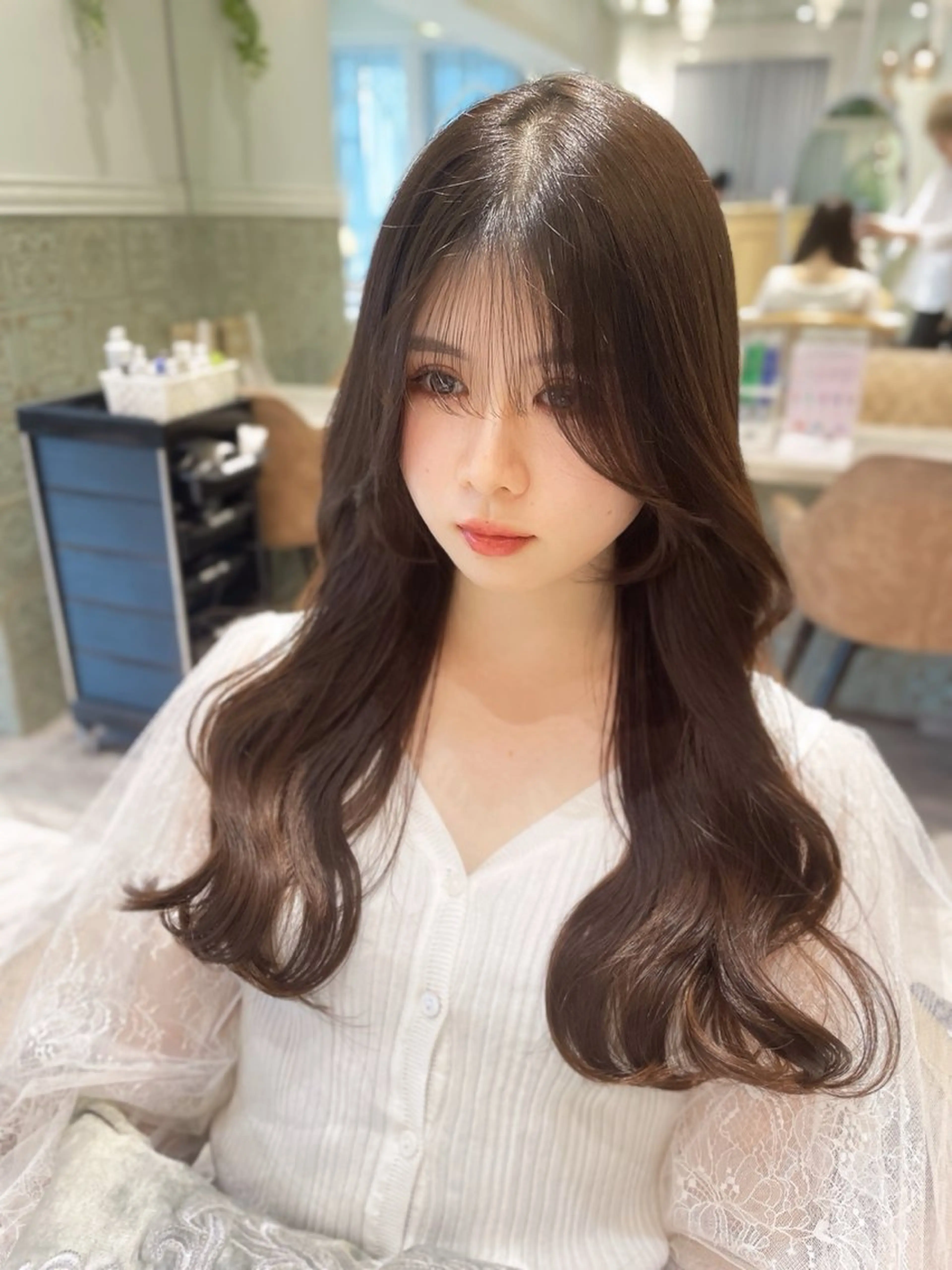 セミロング カラー ベージュカラー 黒髪 ブリーチ ブルーカラー ブルーブラック カット ヘアカラー トリートメント 木屋元一/透明感 /レイヤー/顔まわりのヘアスタイル