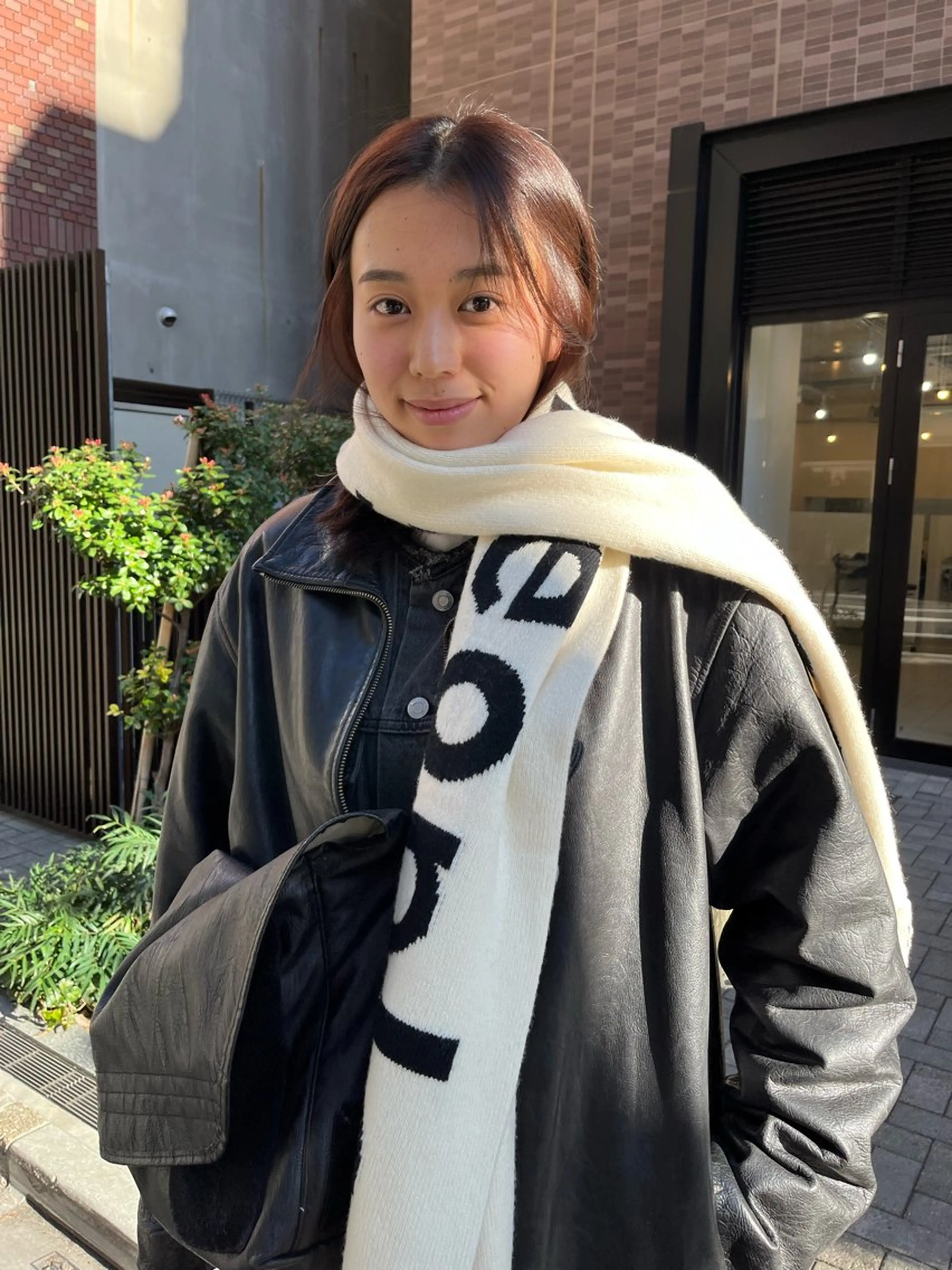 ミディアム カラー カット ヘアカラー トリートメント NOUN所属・eri kinjoのヘアスタイル