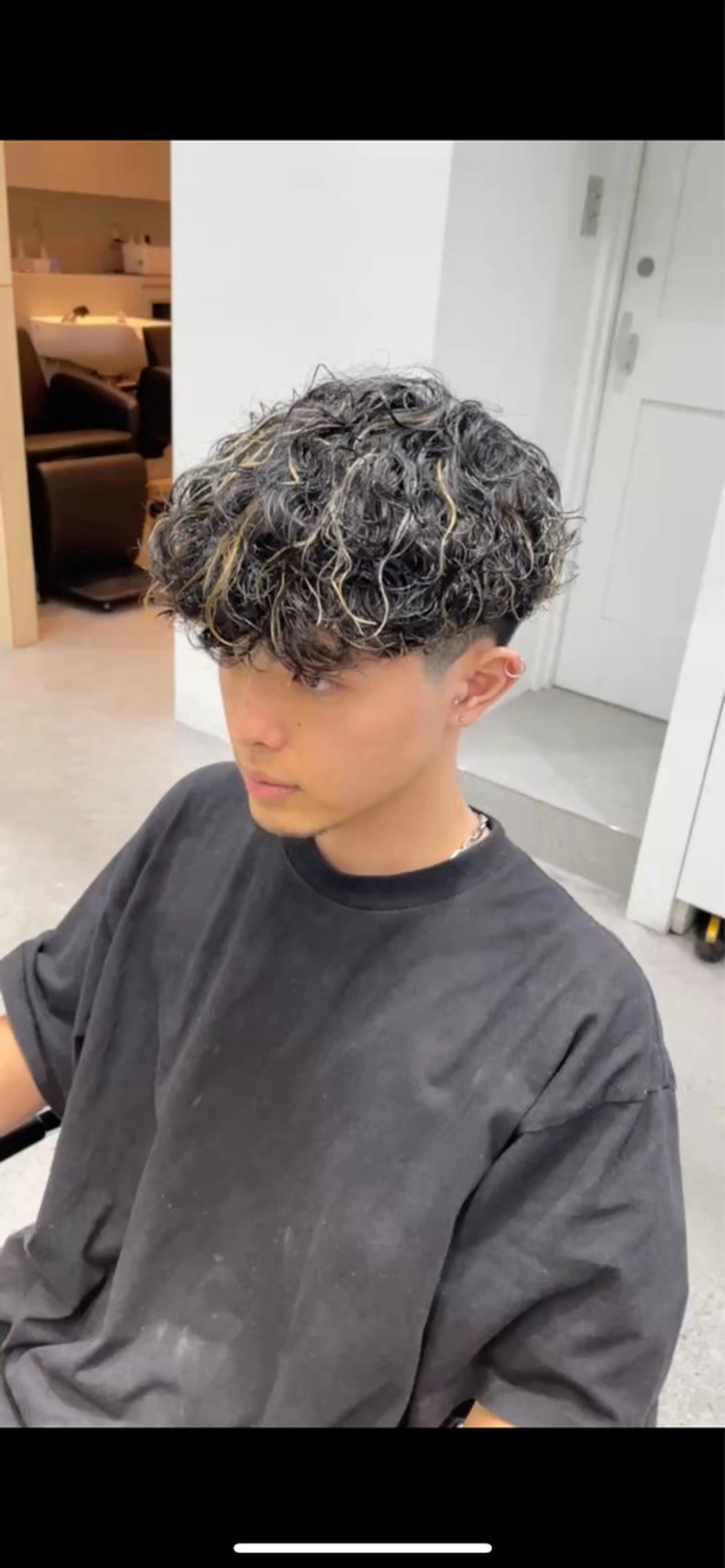パーマ メンズ カット パーマ fifth 安次富　泰雅のヘアスタイル