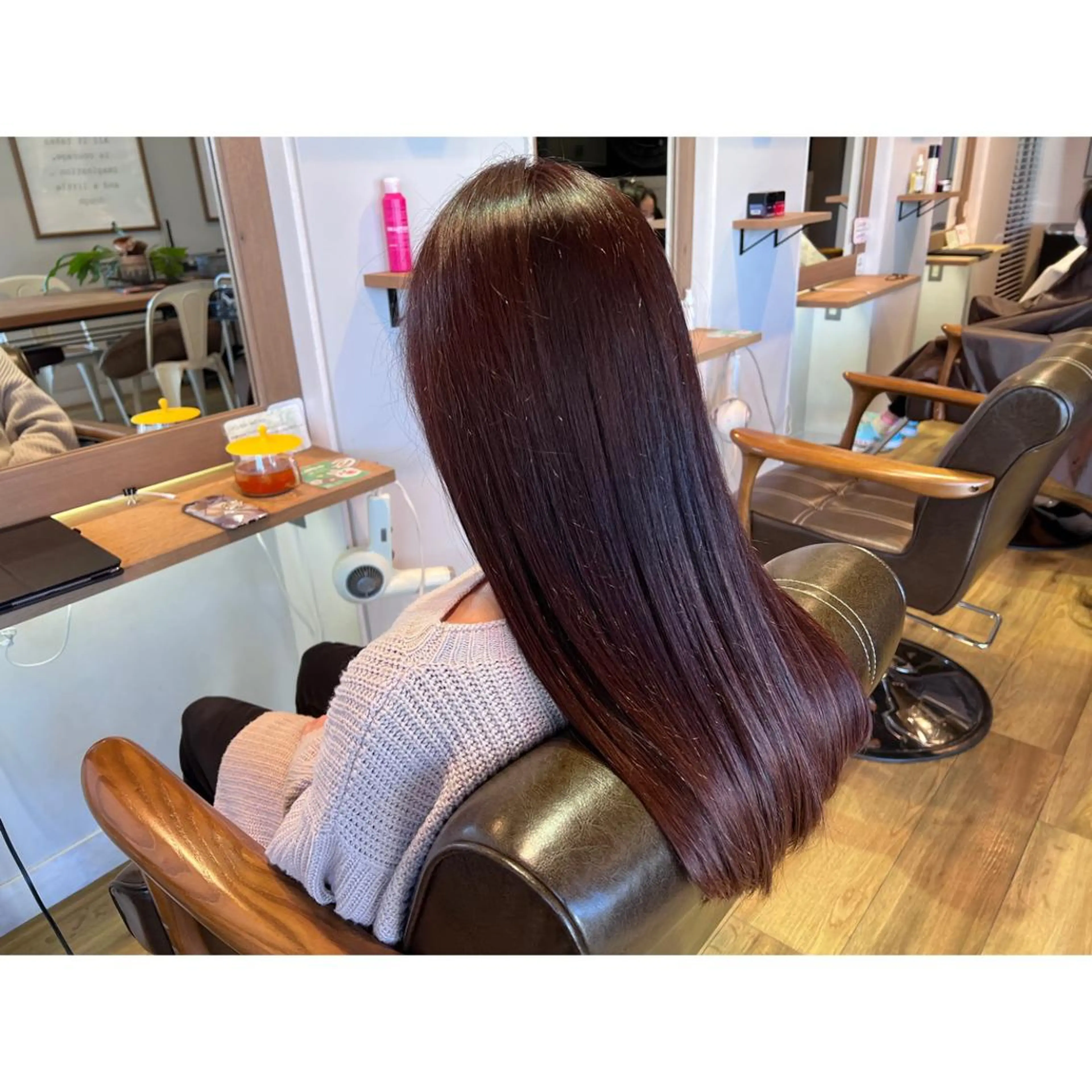 ロング カラー ピンクカラー カット ヘアカラー トリートメント ツキダテ ユイのヘアスタイル