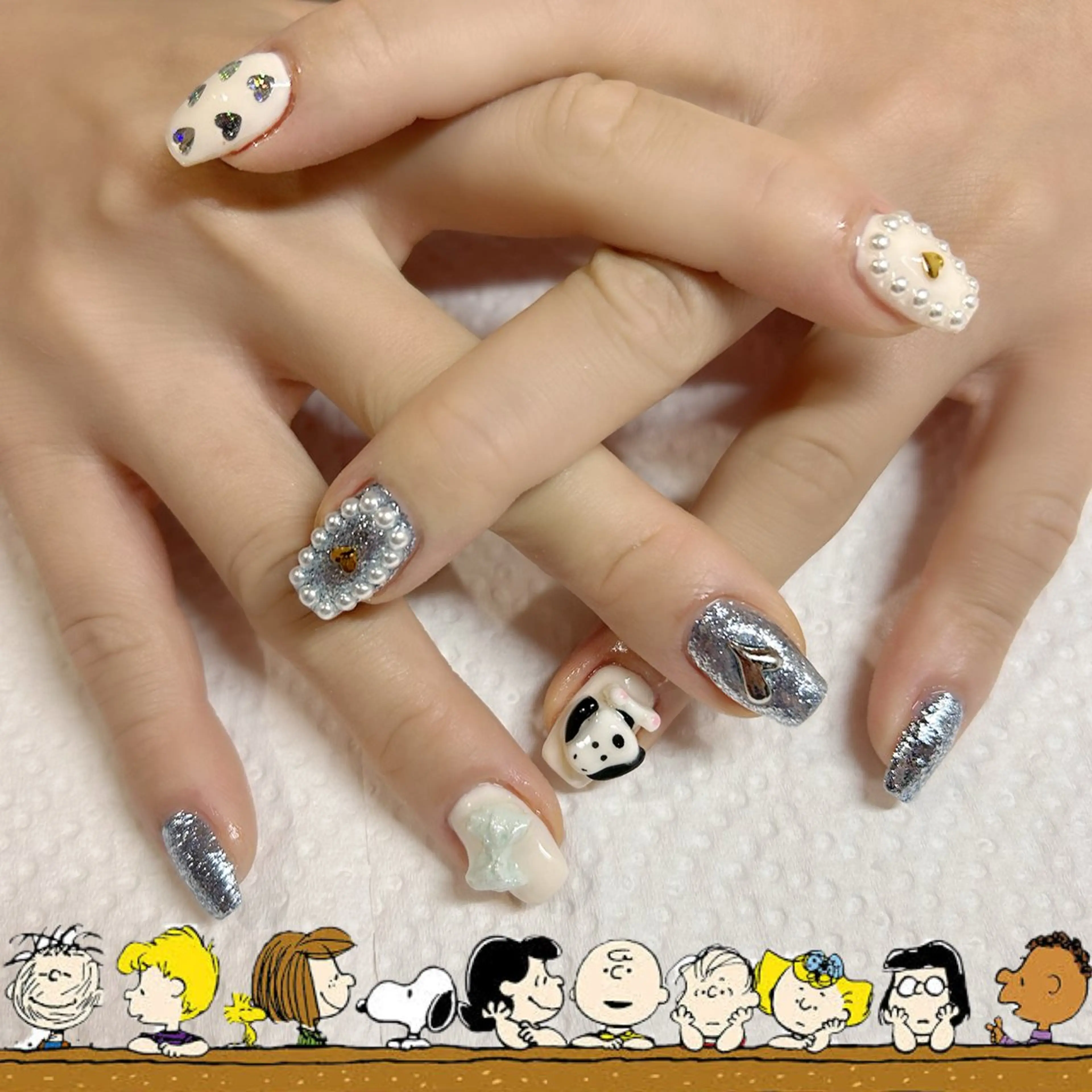 ネイル mibu 𓀬鈴木のマツエク・マツパデザイン