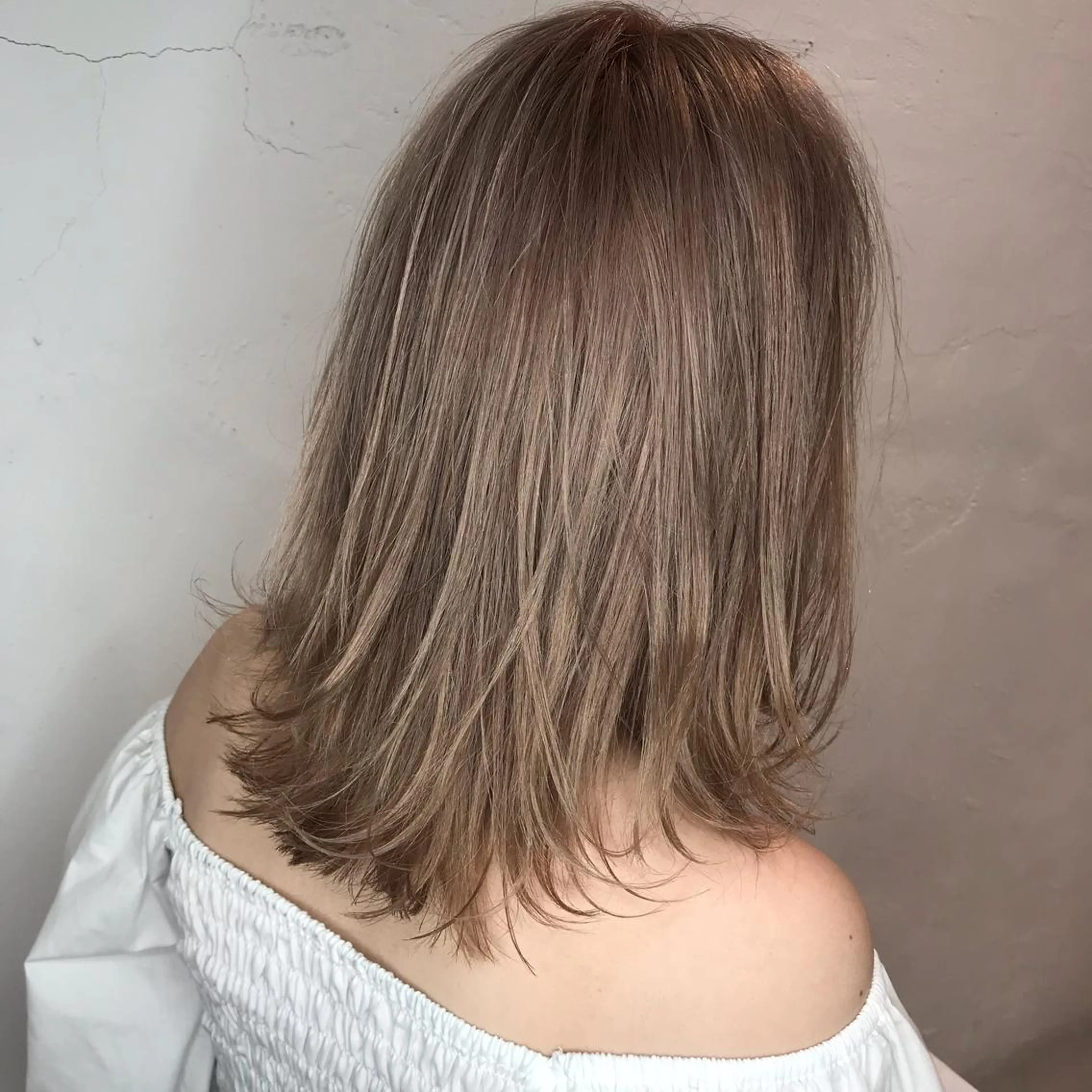 ミディアム カラー 🇰🇷カルマパーマ kaito🇰🇷のヘアスタイル