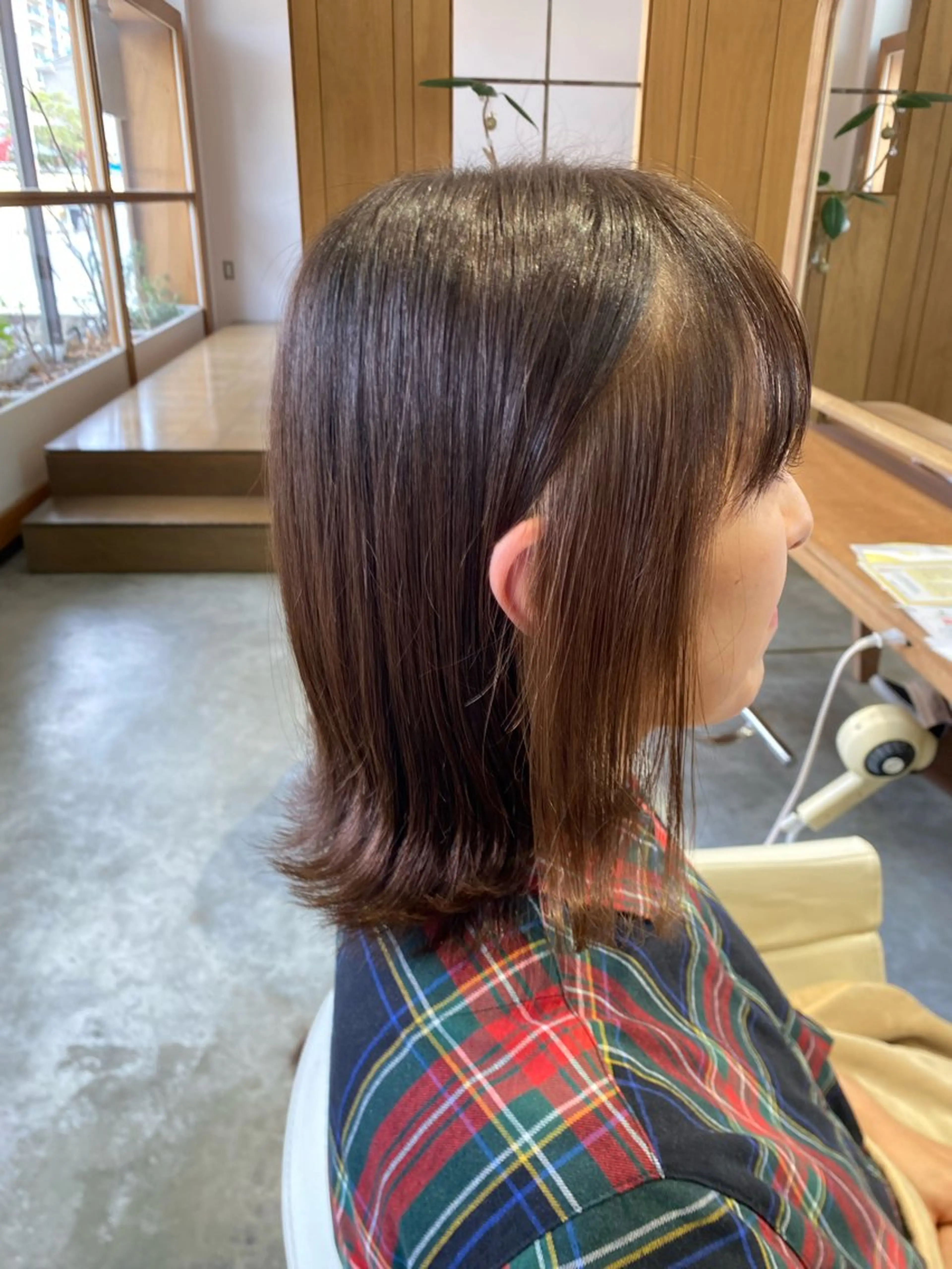 ミディアム カラー ベージュカラー イヤリングカラー ヘアカラー fulam所属・MIKU ／fulamのヘアスタイル