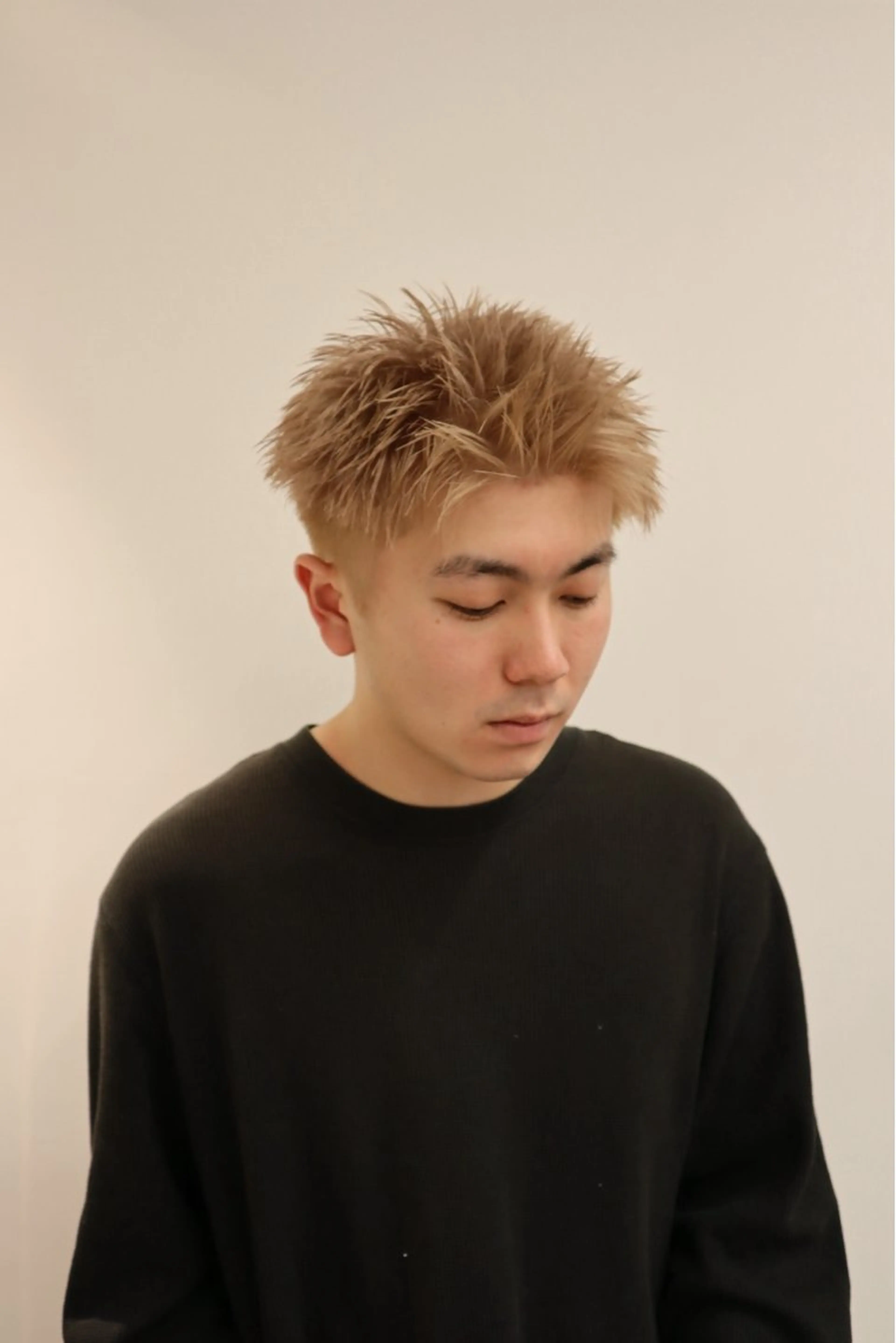 ショート パーマ メンズ カット ヘアカラー トリートメント ヘアセット メンズ特化   西野 晴紀のヘアスタイル