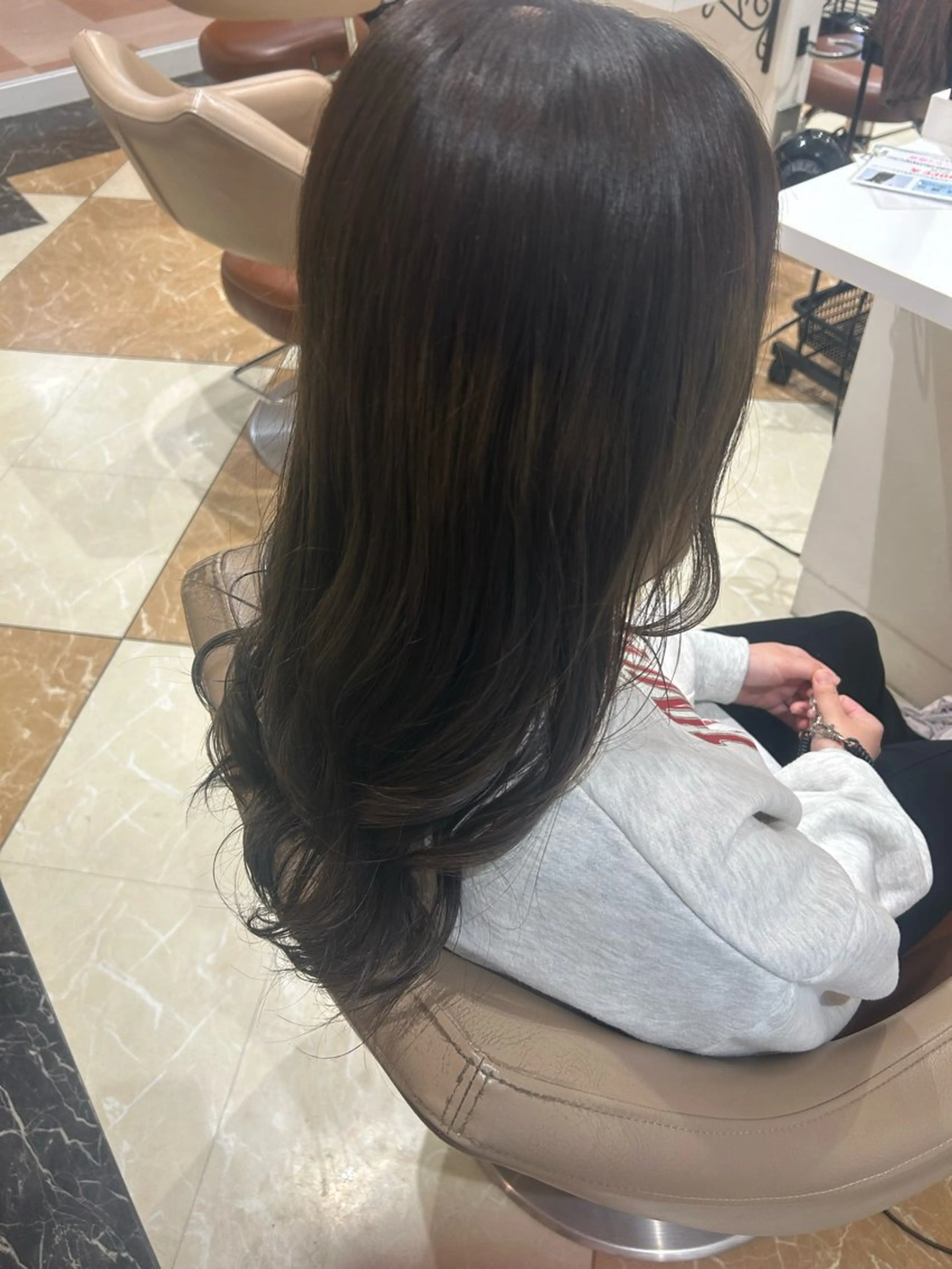 ロング カラー グレージュ 💎髪質改善💎 店長　伊藤大輝のヘアスタイル