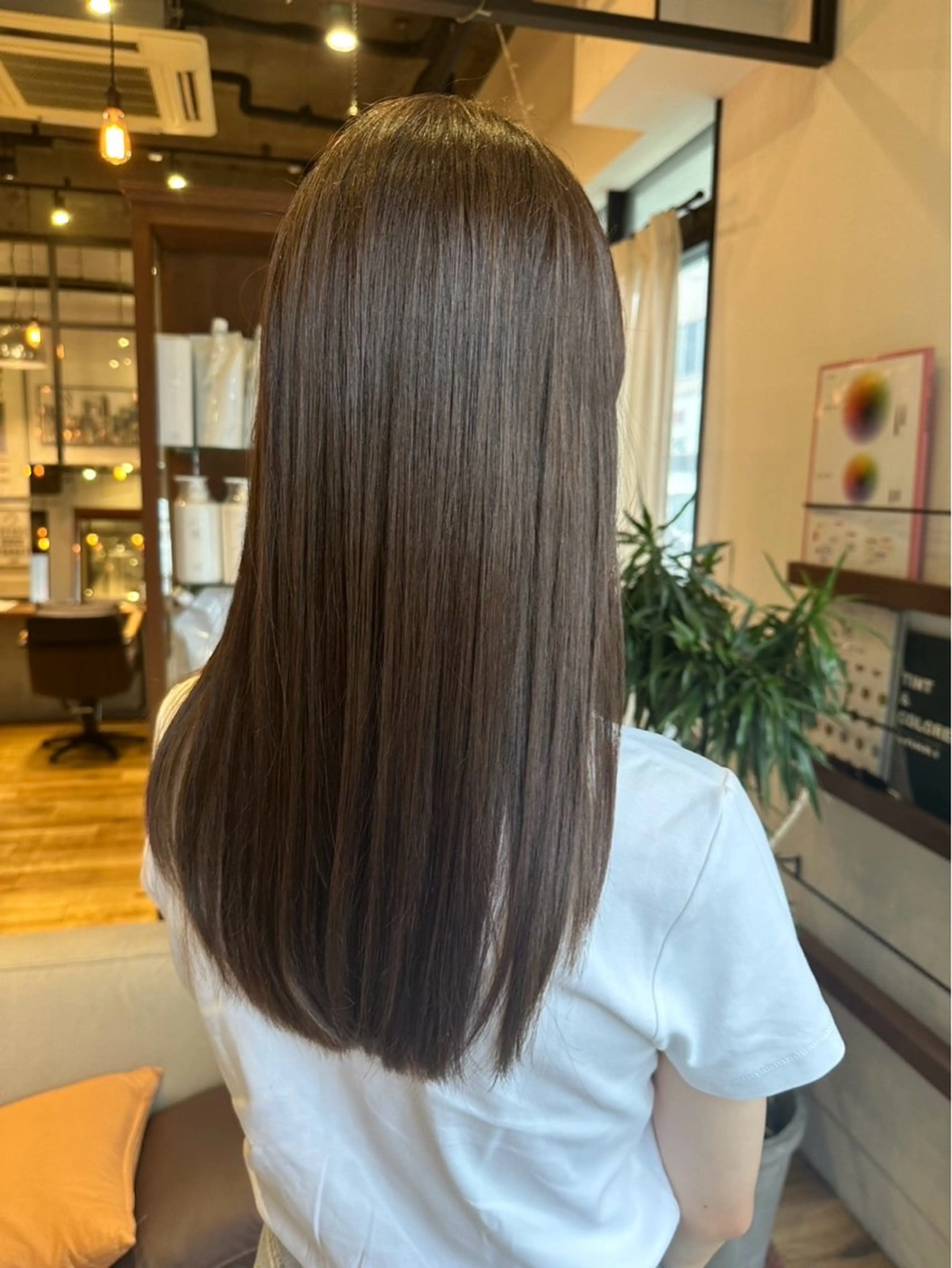 ロング カラー ヘアカラー やまき さきねのヘアスタイル