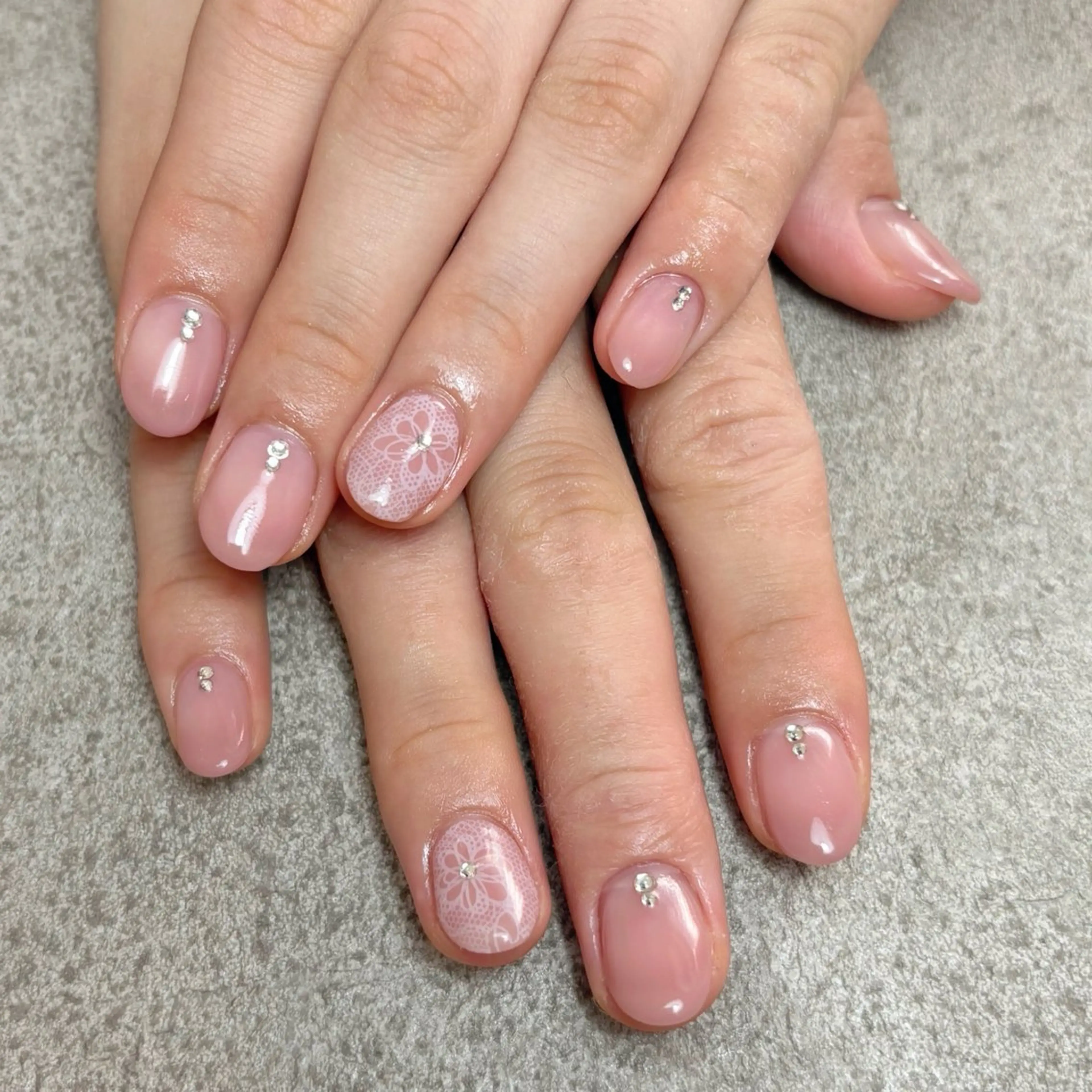 ネイル ハンドネイル nailroom DIASOMNIAのネイルデザイン