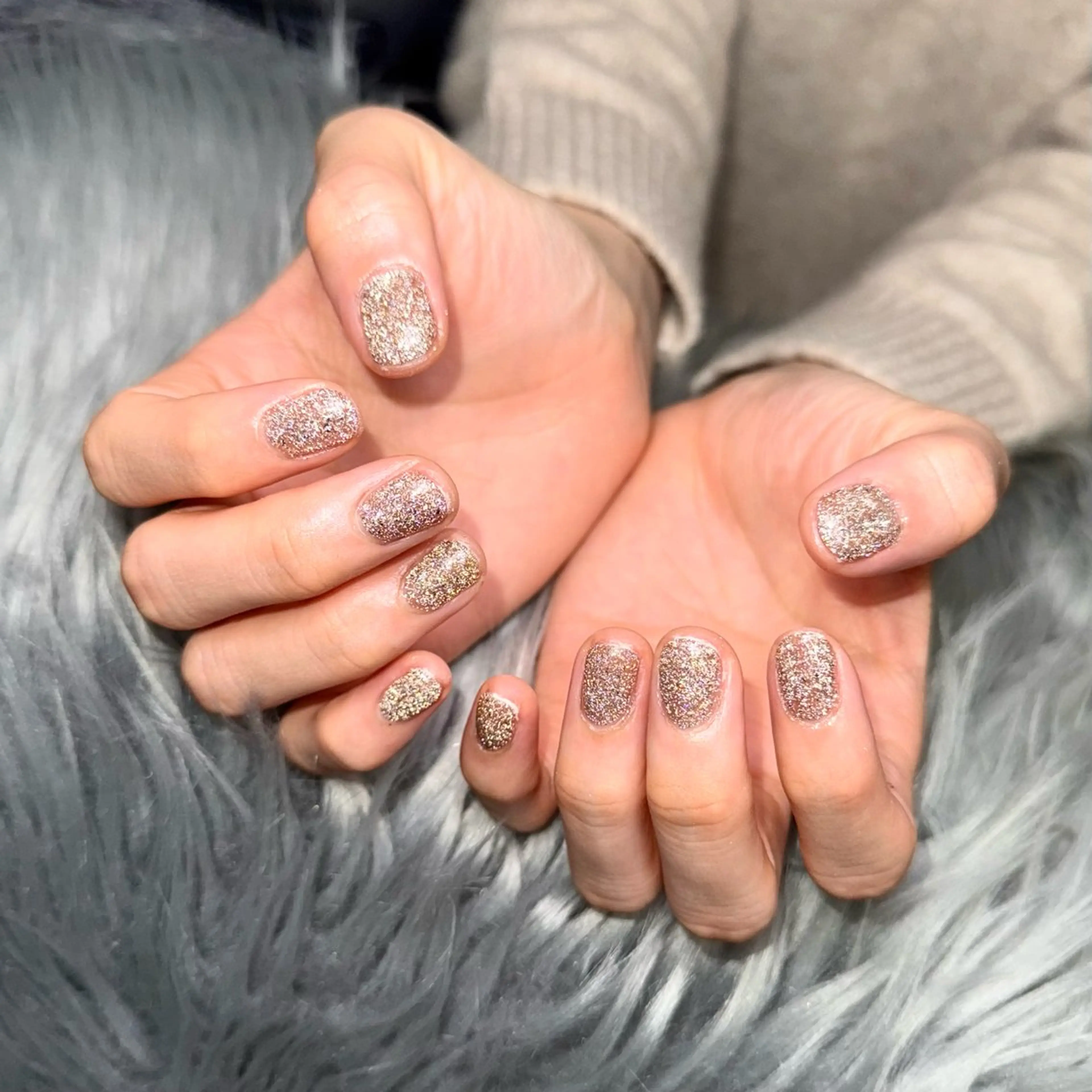 ネイル フラッシュネイル キラキラネイル Nail salon h所属・nail salon h🎀小夏のネイルデザイン