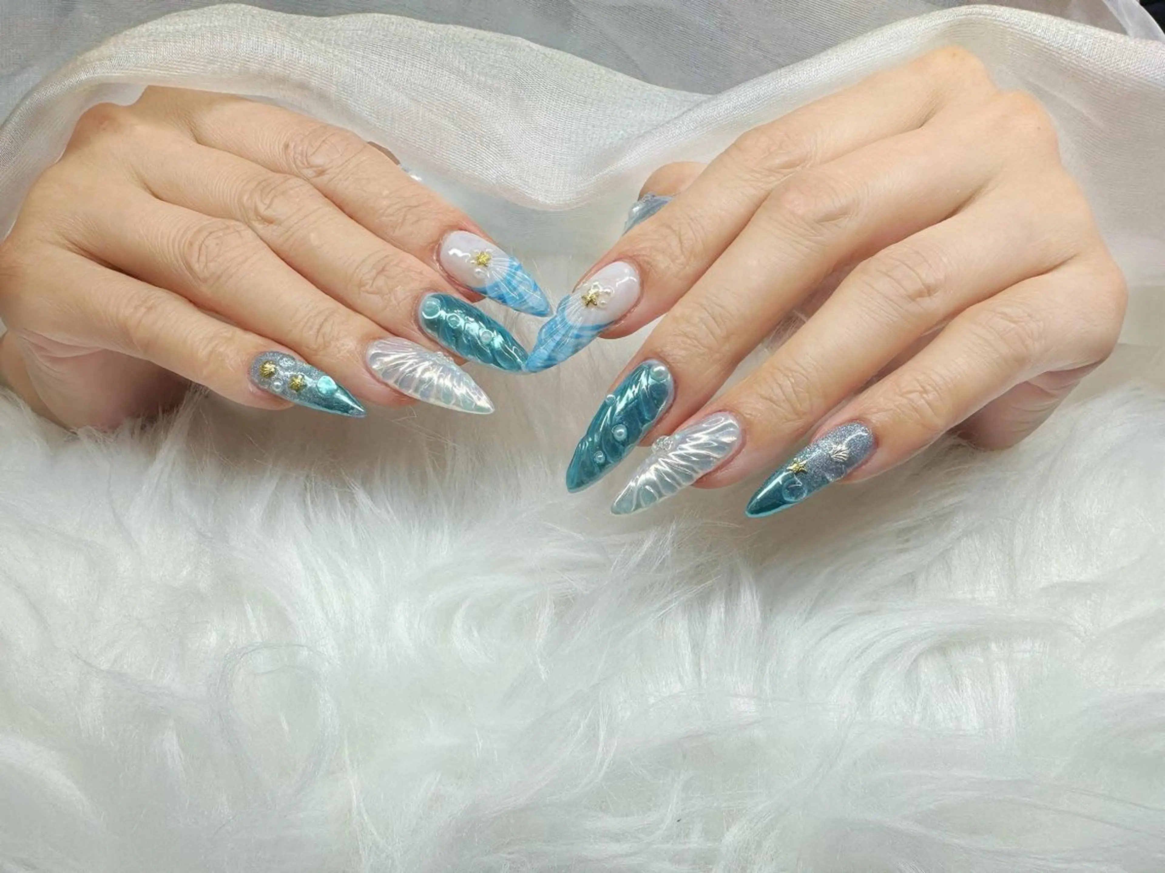 ネイル アートネイル チークネイル フレンチネイル ジェルネイル キラキラネイル Lily nails studio所属・ネイルサロン Lilyのネイルデザイン