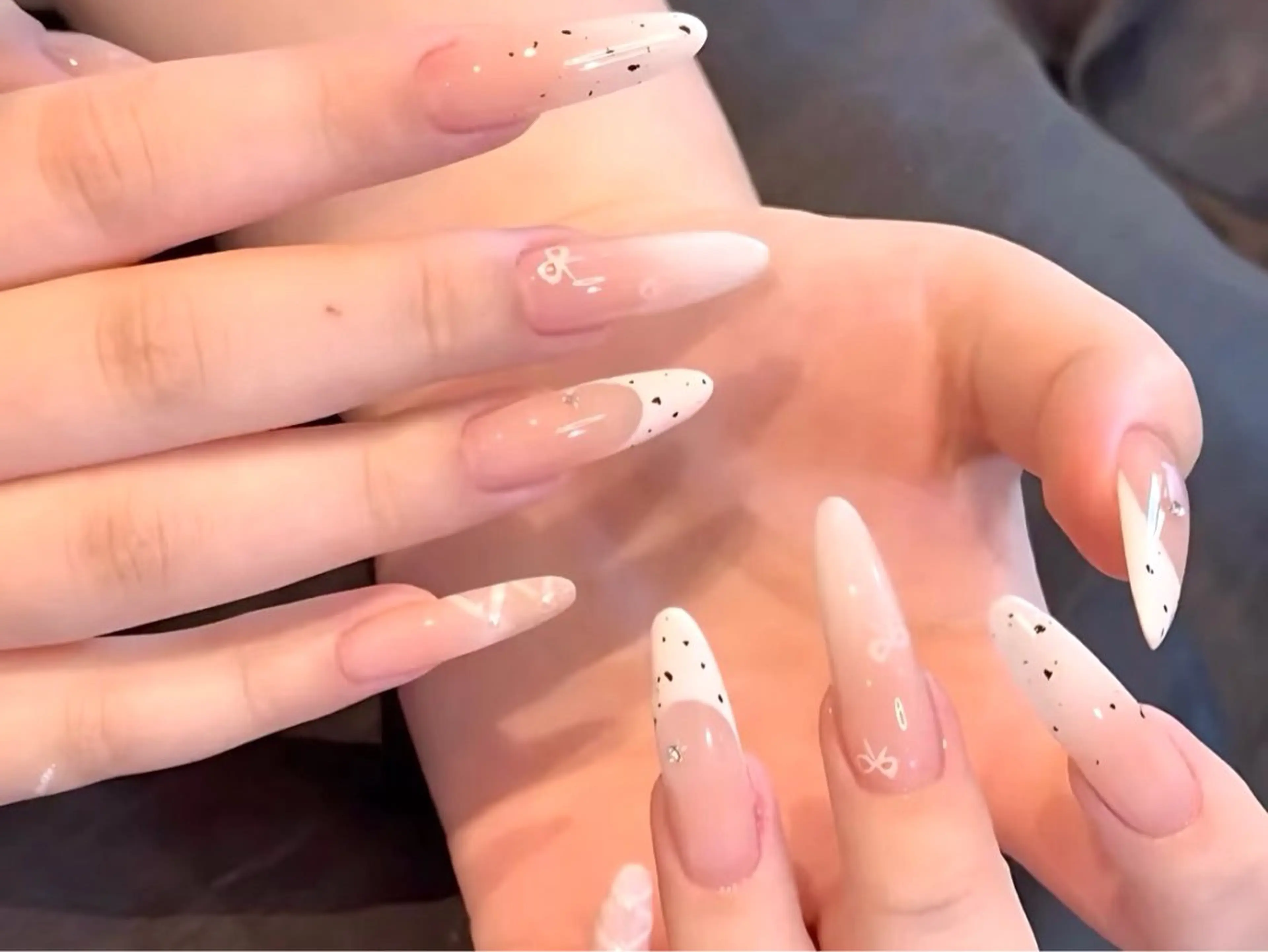 ネイル ハンドネイル ハンドケア DarkHoney 池袋店のネイルデザイン