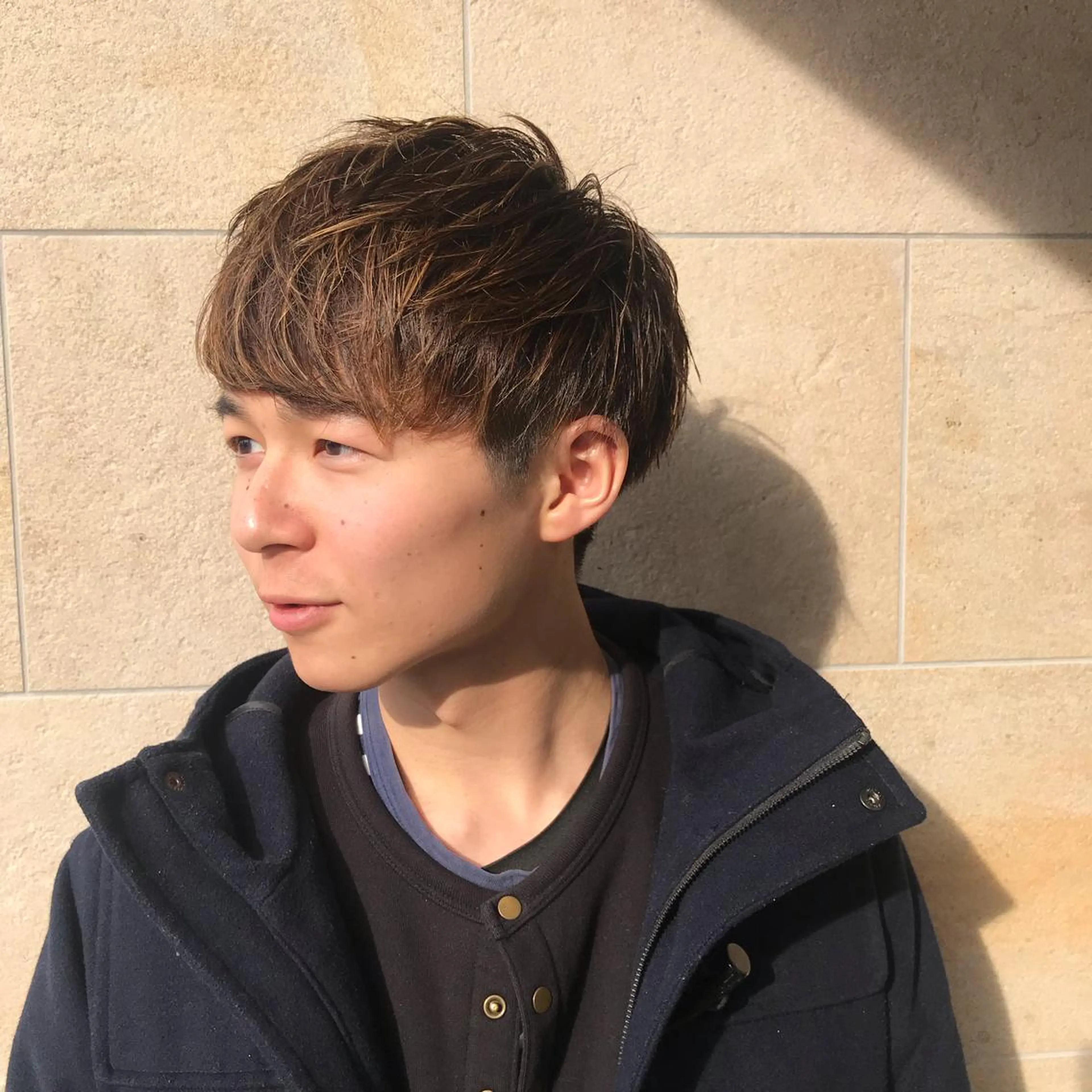 ショート カラー メンズ メンズハイライト マッシュ ハイライトカラー ハイライト カット パーマ Vir by Brown所属・Vir by  Brownのヘアスタイル