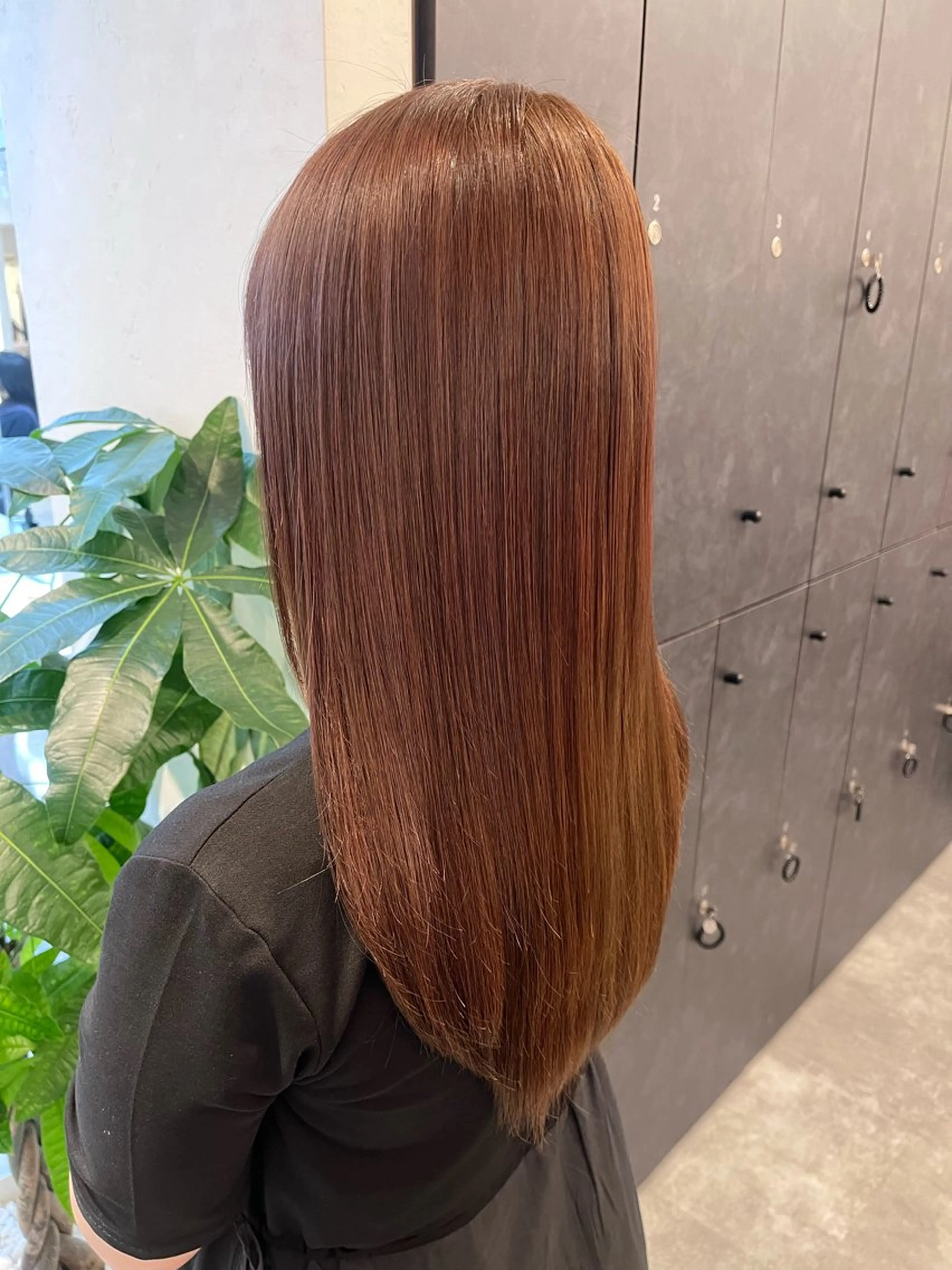 ロング カラー カット ヘアカラー トリートメント Ｖｉｏｔ  銀座 樋口 桃佳のヘアスタイル