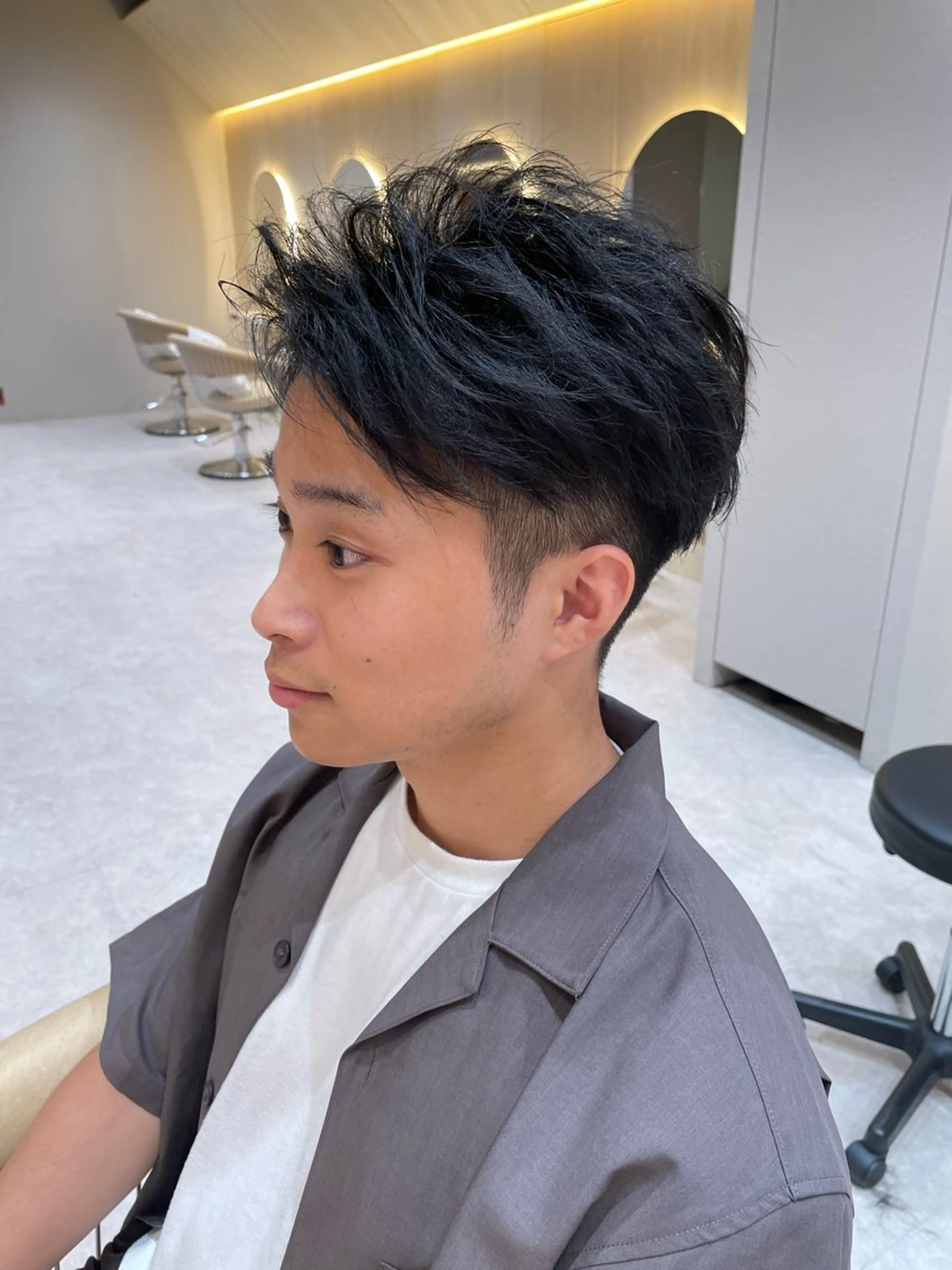 メンズ カット NO.1メンズパーマ メンズ特化　萱原大幹のヘアスタイル