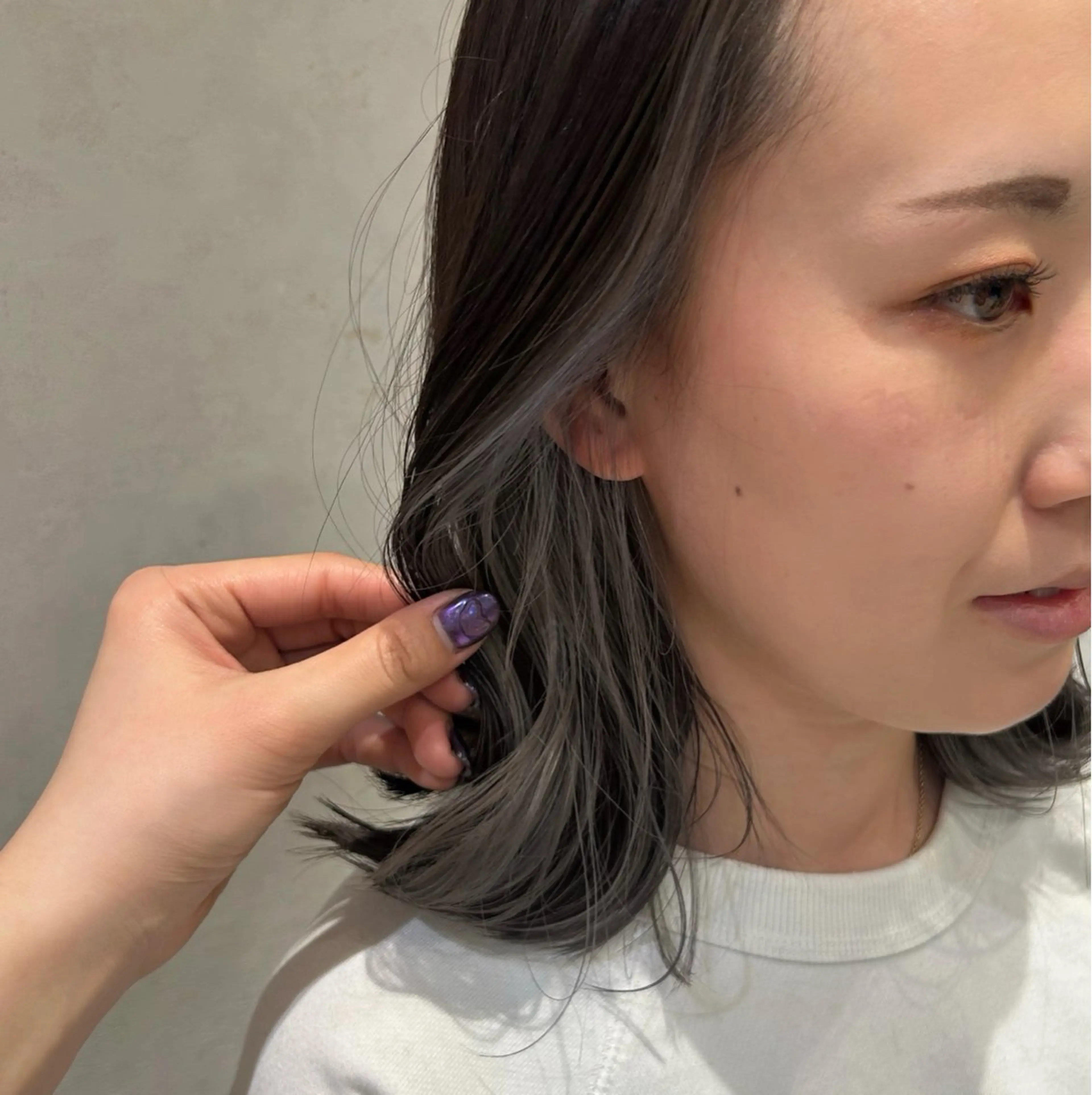 ミディアム カラー ヘアカラー インナーカラー ／レイヤー🦋ルイのヘアスタイル