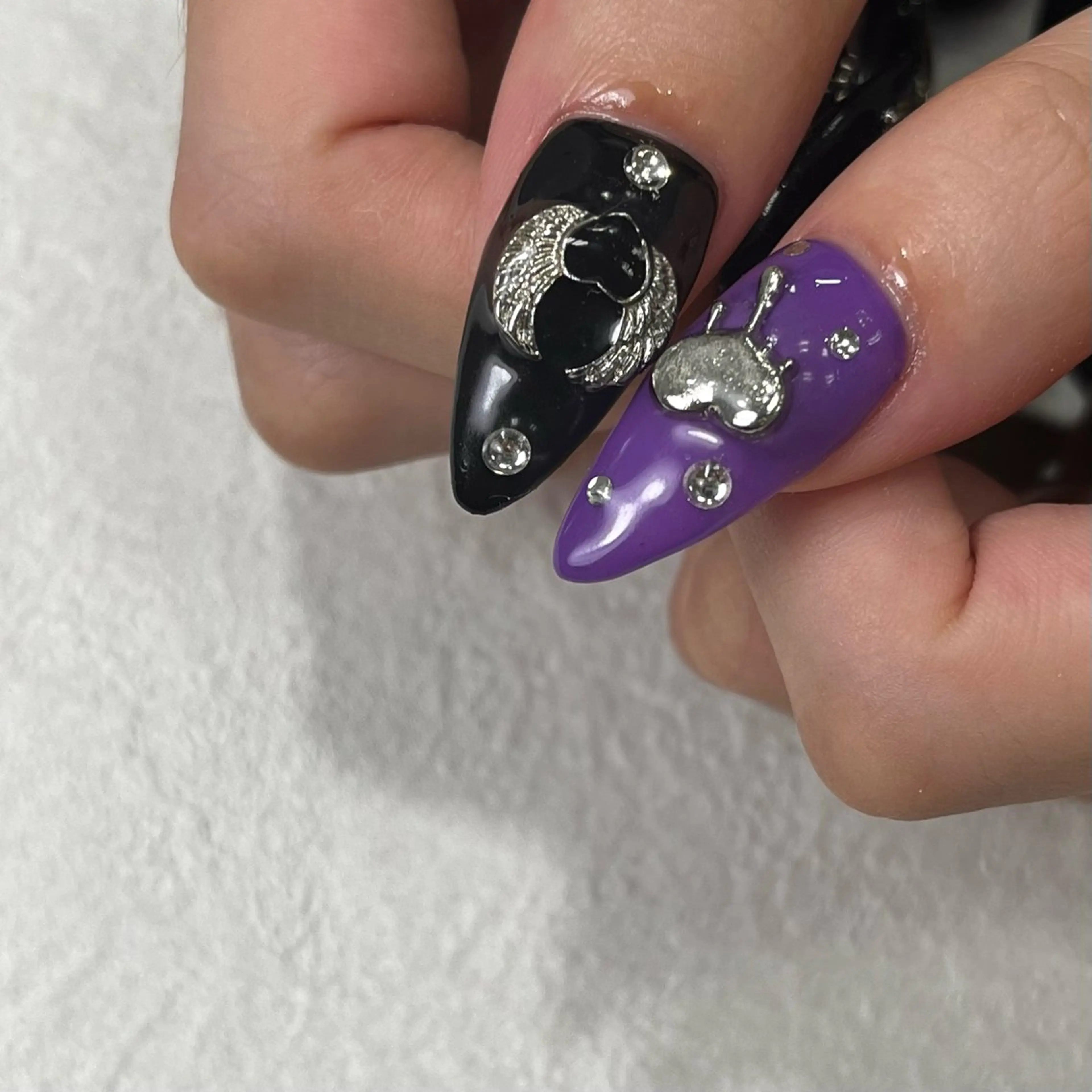 ネイル ハート パープル スカルプネイル ストーンネイル ネイルチップ ハンドネイル para ☀︎ sol by BECK所属・Para Sol nail　Maoのネイルデザイン