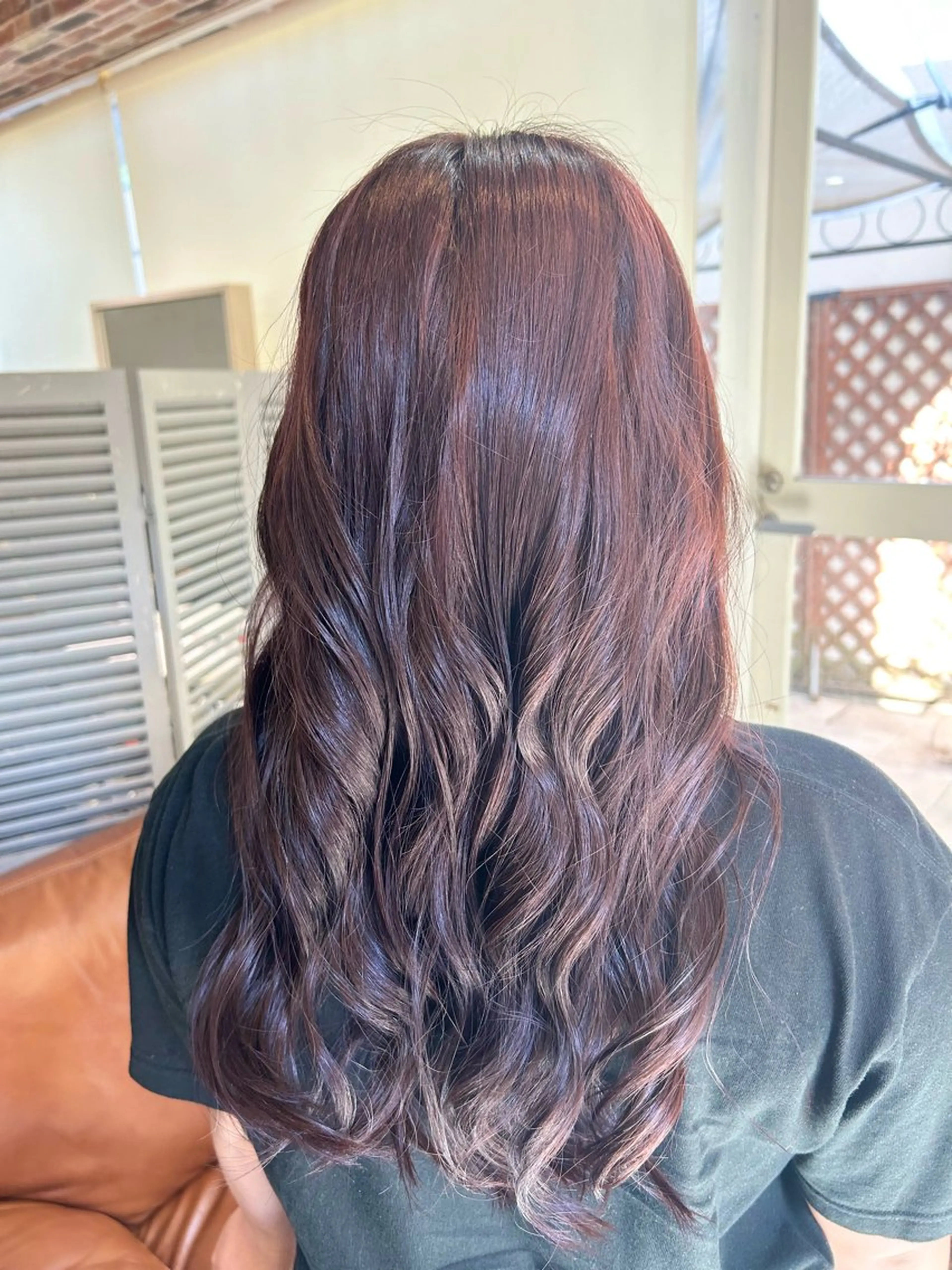 ロング カラー レッドカラー バイオレットカラー カット ヘアカラー トリートメント 三 浦のヘアスタイル
