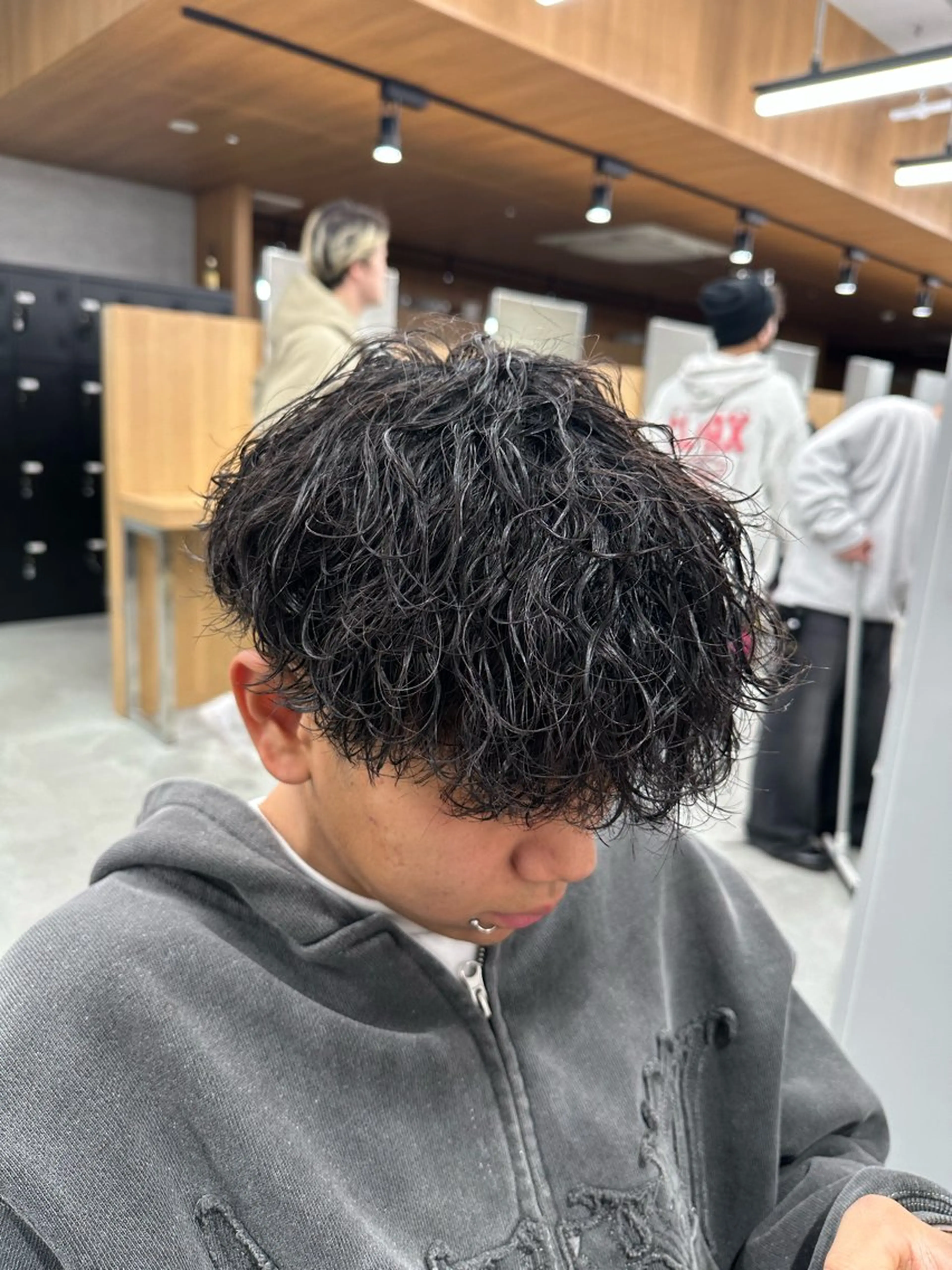 ⚡️ミニモ学割‼️⚡️【52%off】カット➕波巻きパーマ➕オリジナルトリートメント⚡️➕ヘッドスパ➕ヘアセット🔥の写真