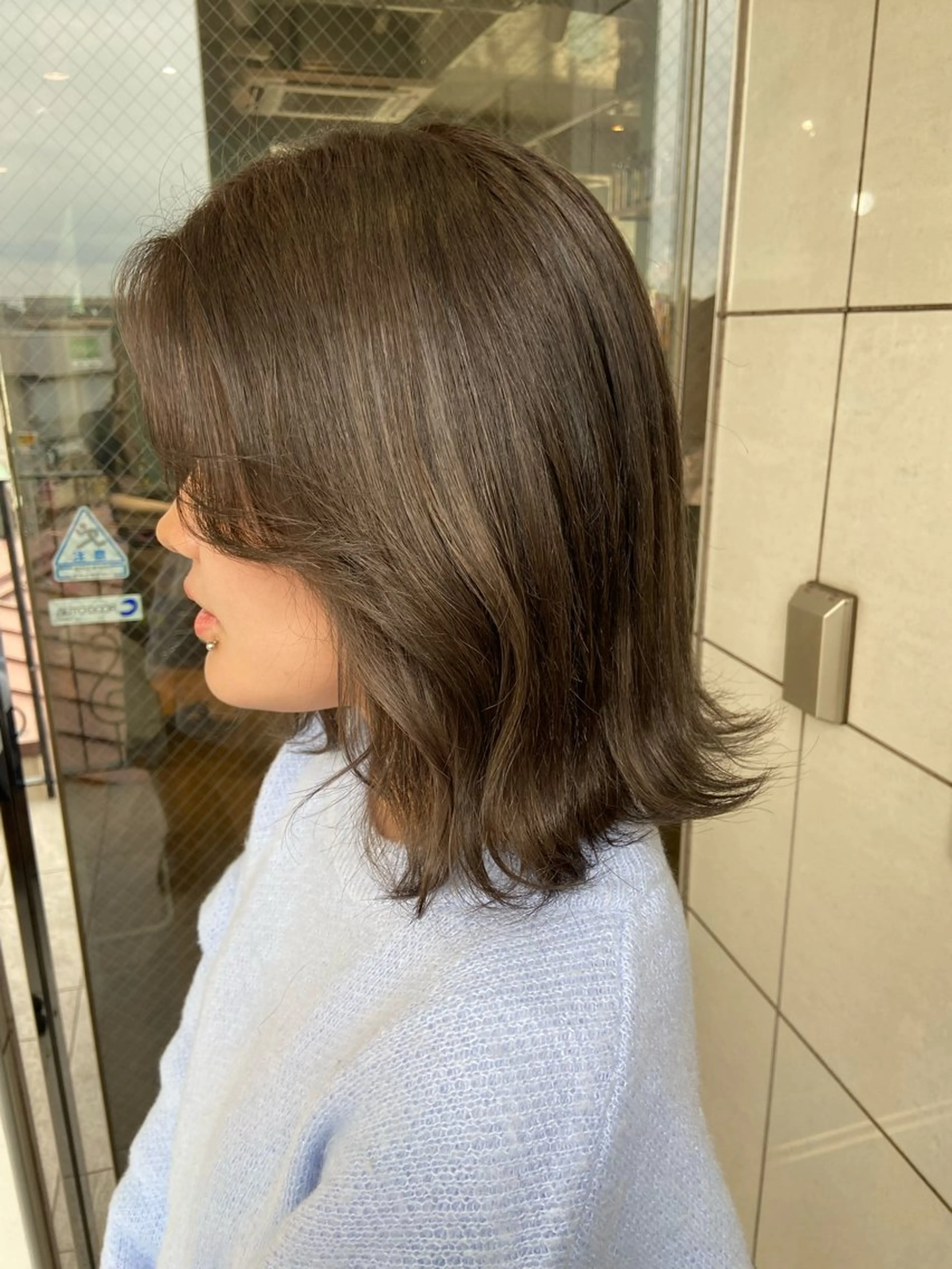 ショート カラー グレージュ ヘアカラー トリートメント 🧸プルエクステ❤︎ ネイルKAO🧸のヘアスタイル